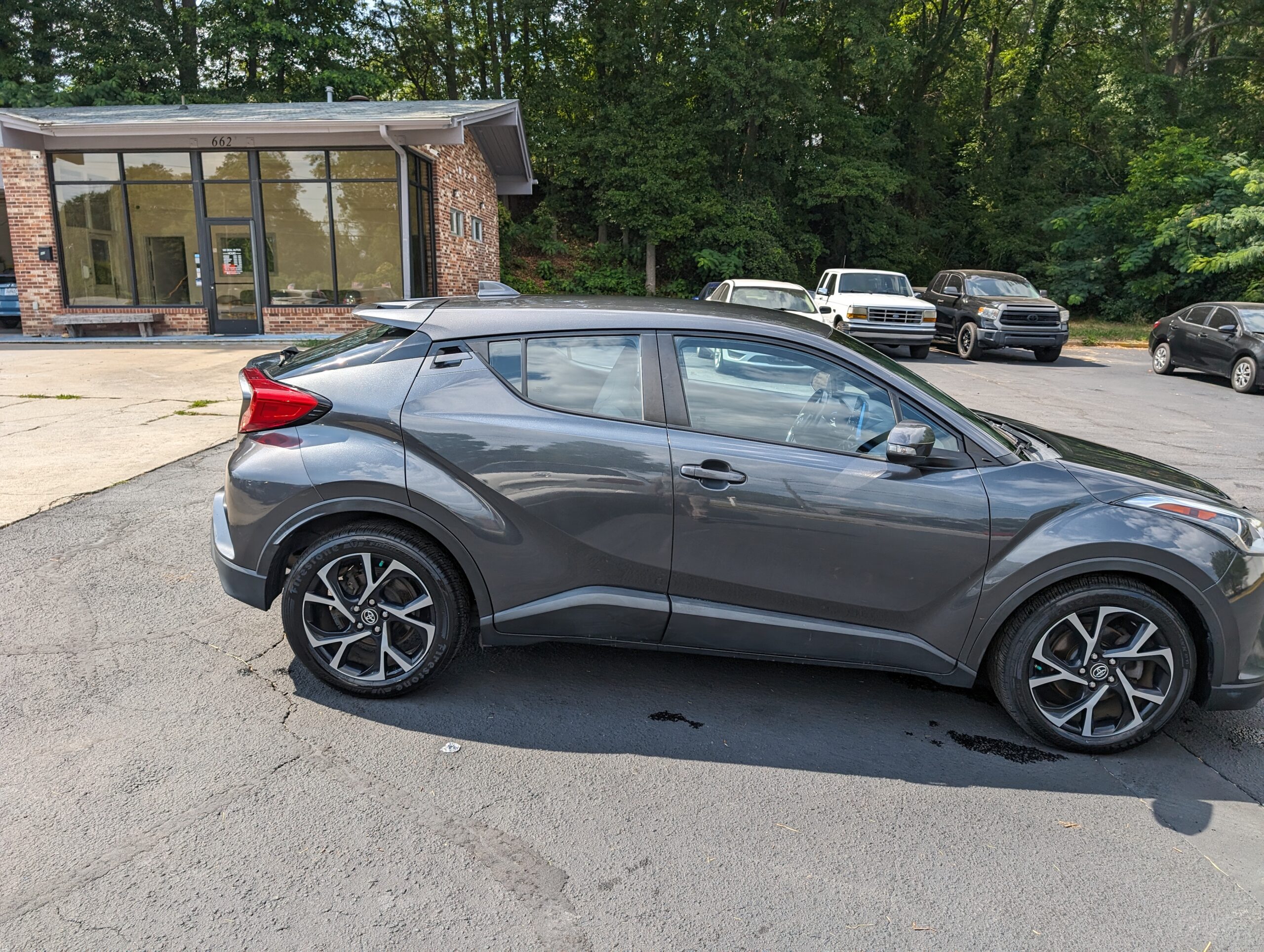 2019 Toyota C-HR XLE