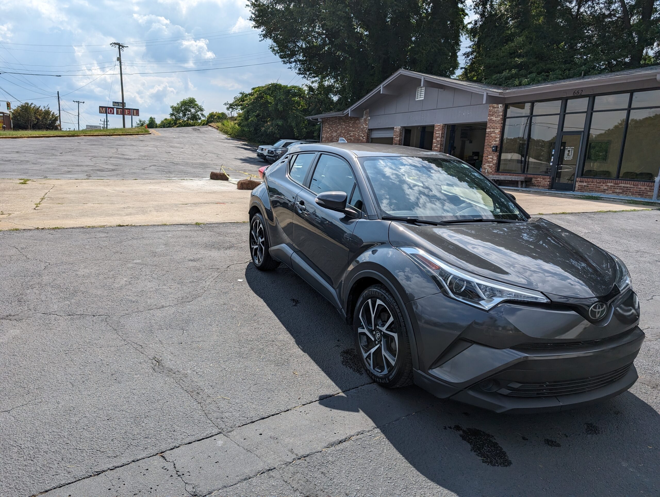 2019 Toyota C-HR XLE