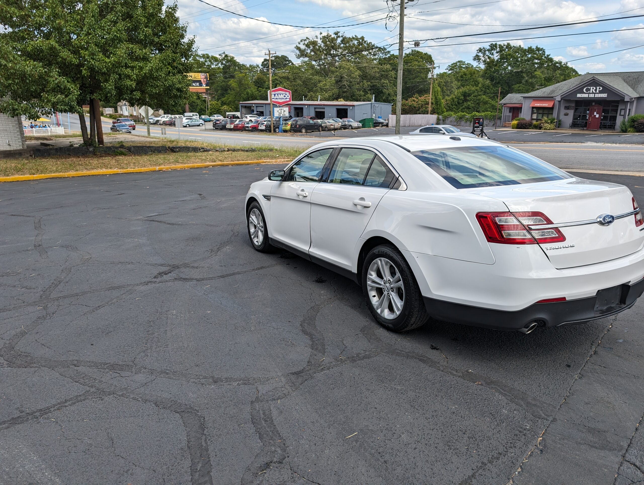 2018 Ford Taurus SE FWD