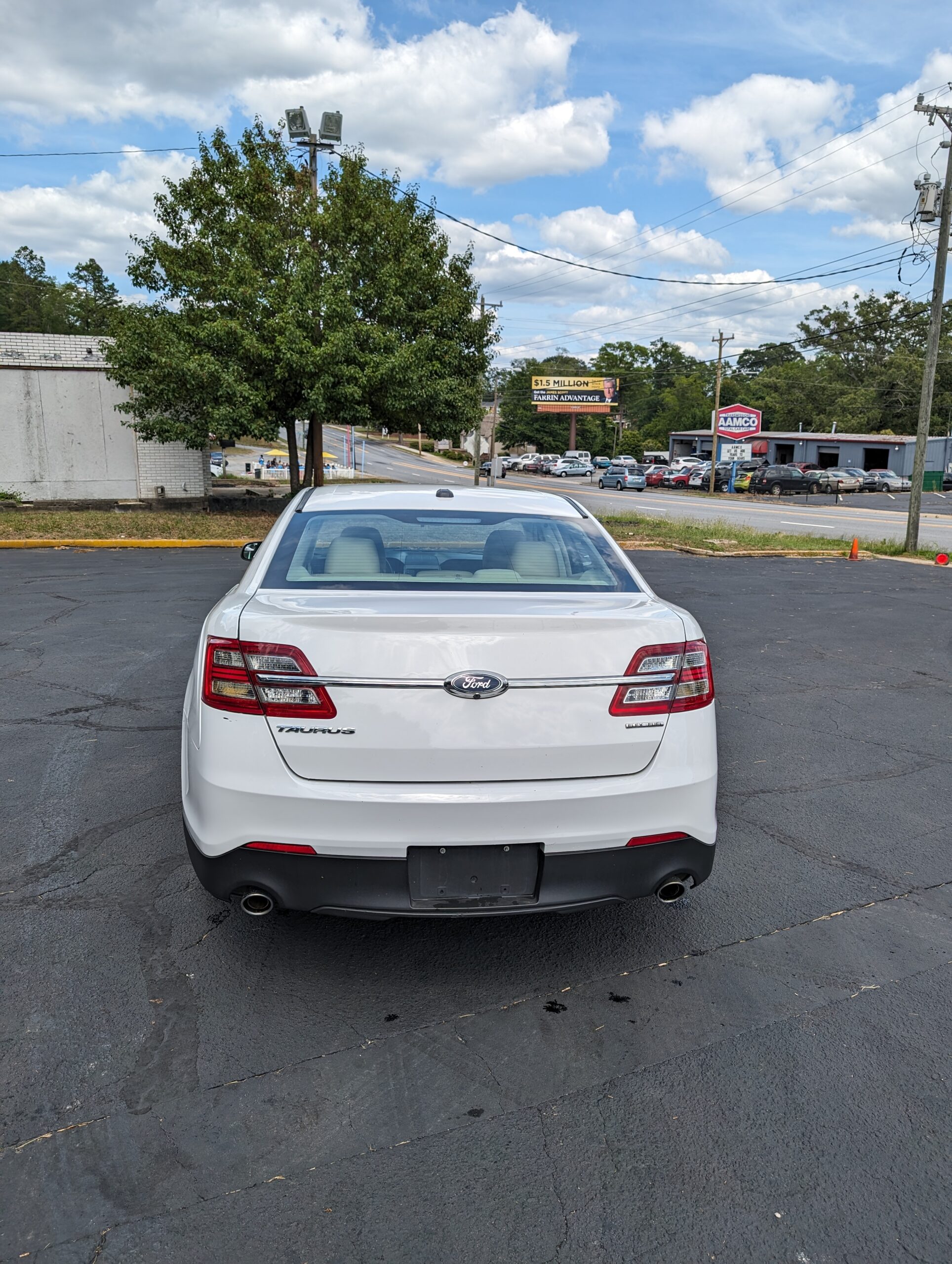 2018 Ford Taurus SE FWD