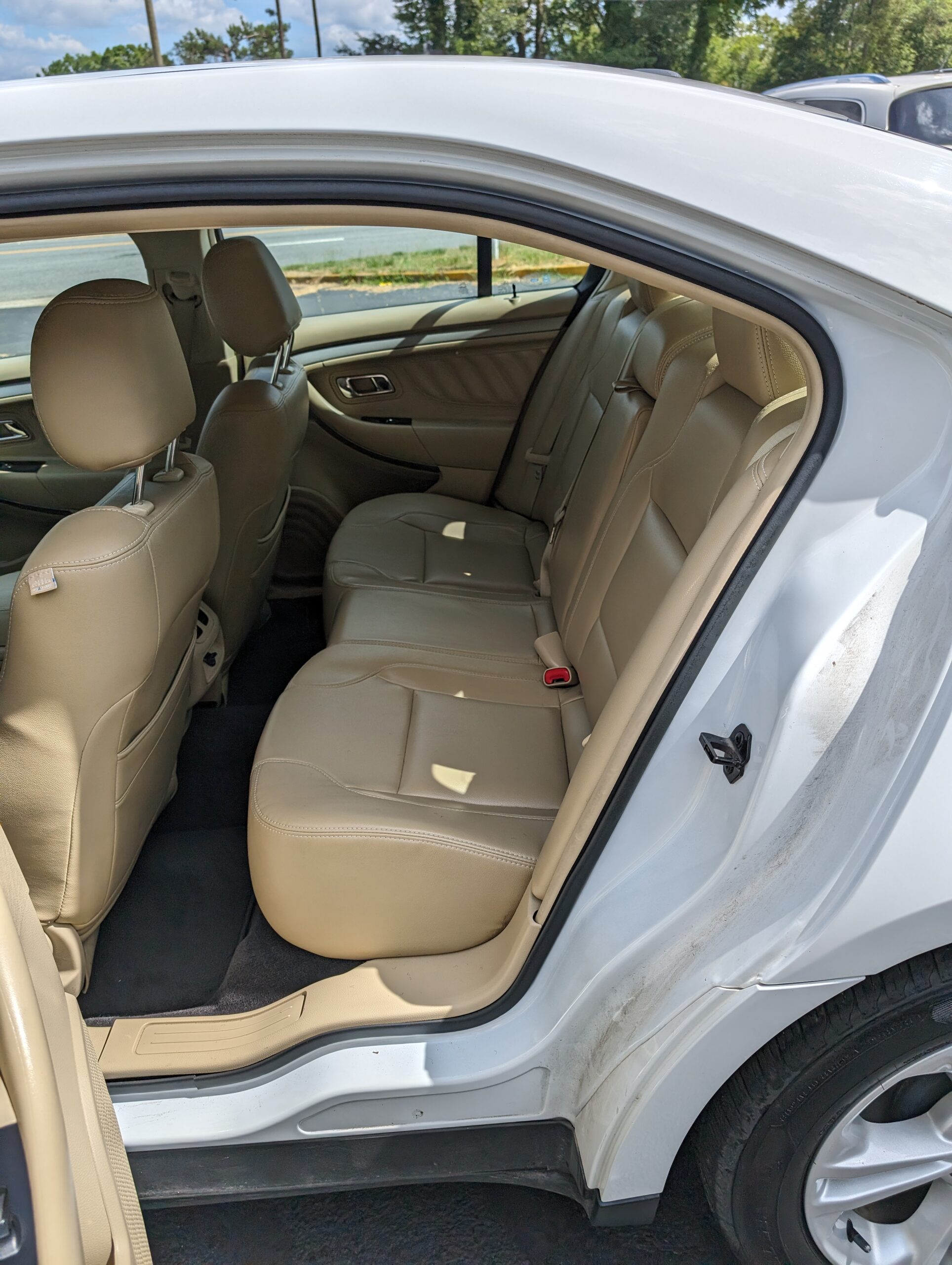 2018 Ford Taurus SE FWD