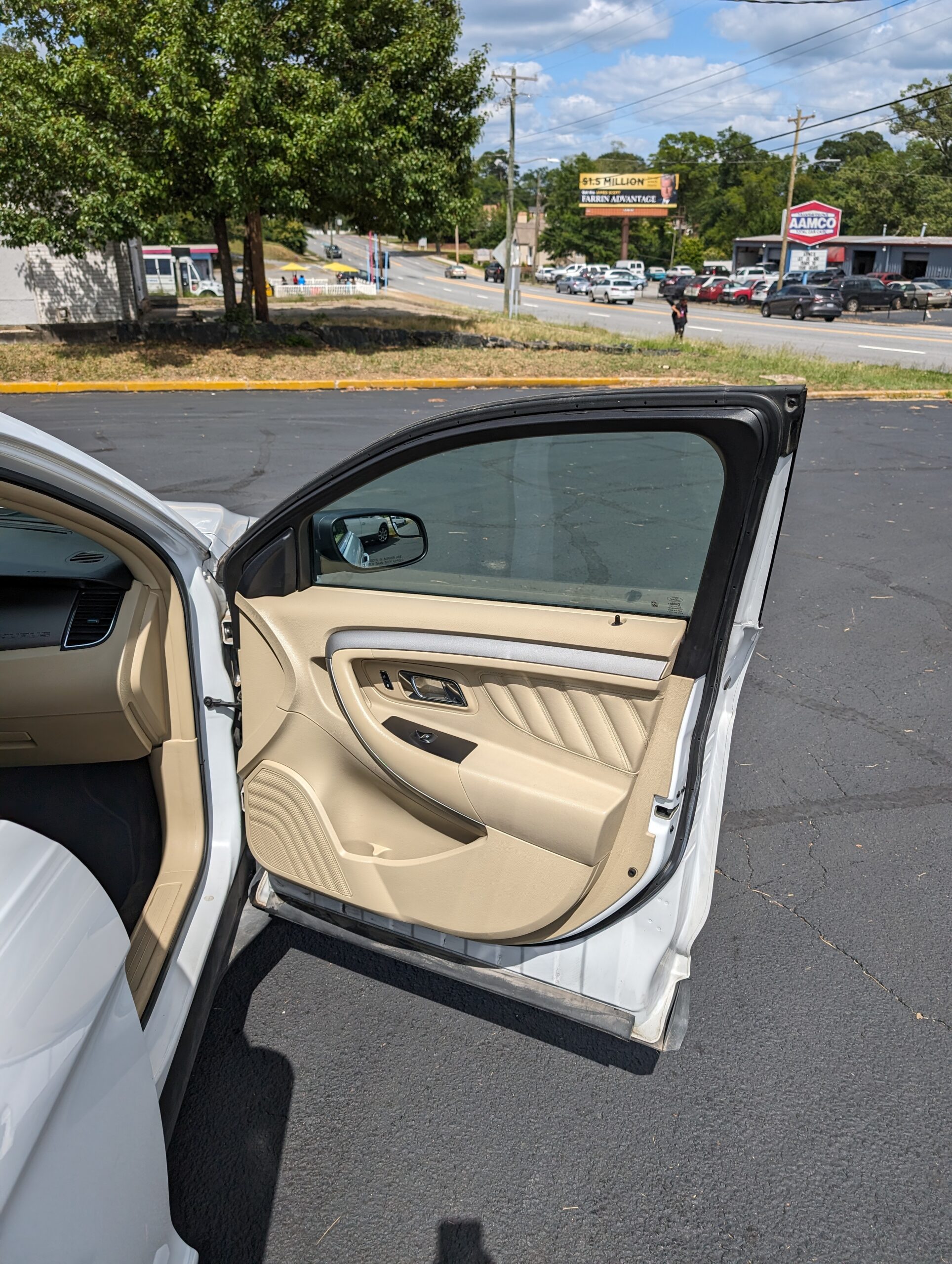 2018 Ford Taurus SE FWD