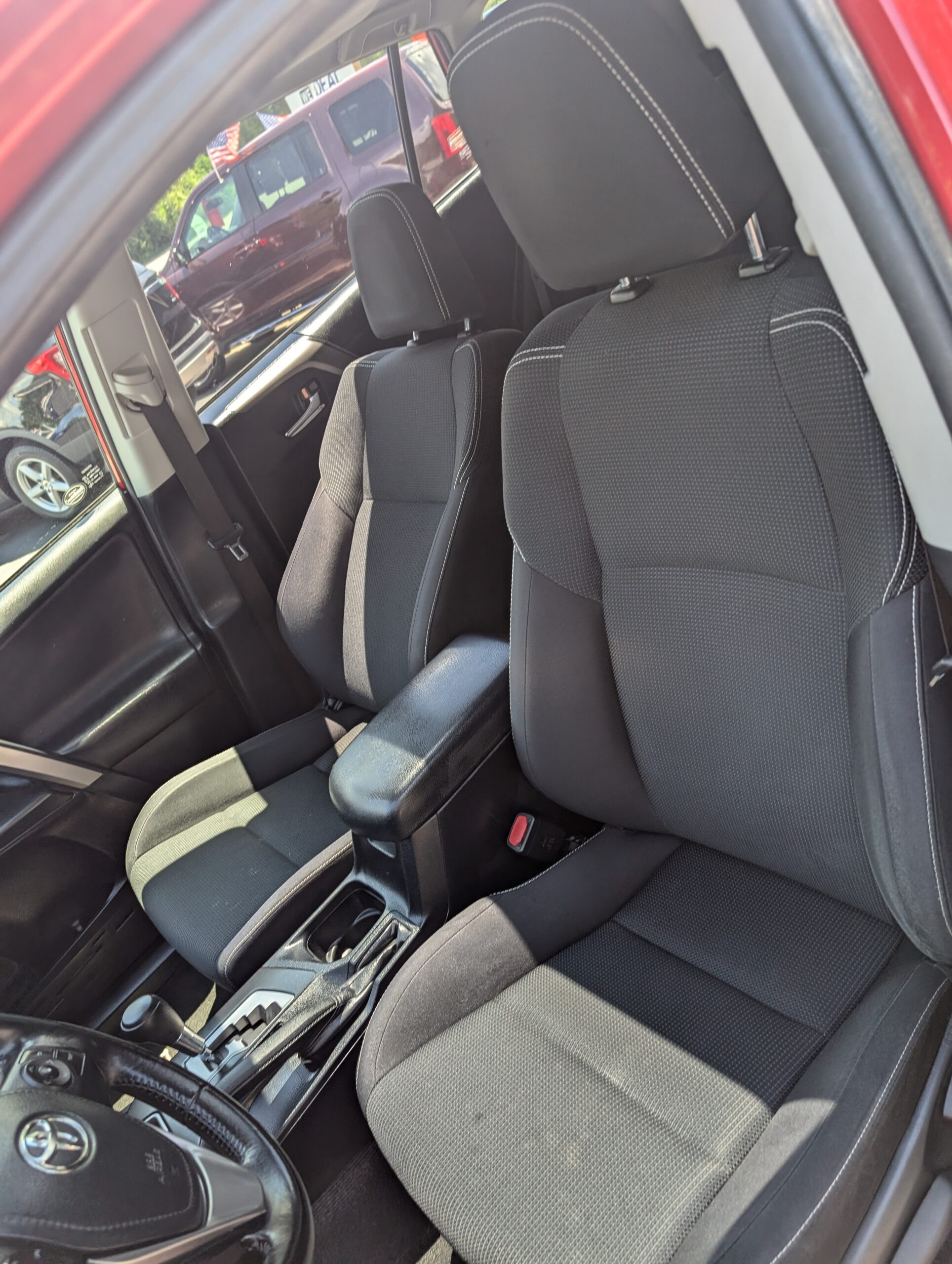 2016 Toyota RAV4 FWD 4dr XLE