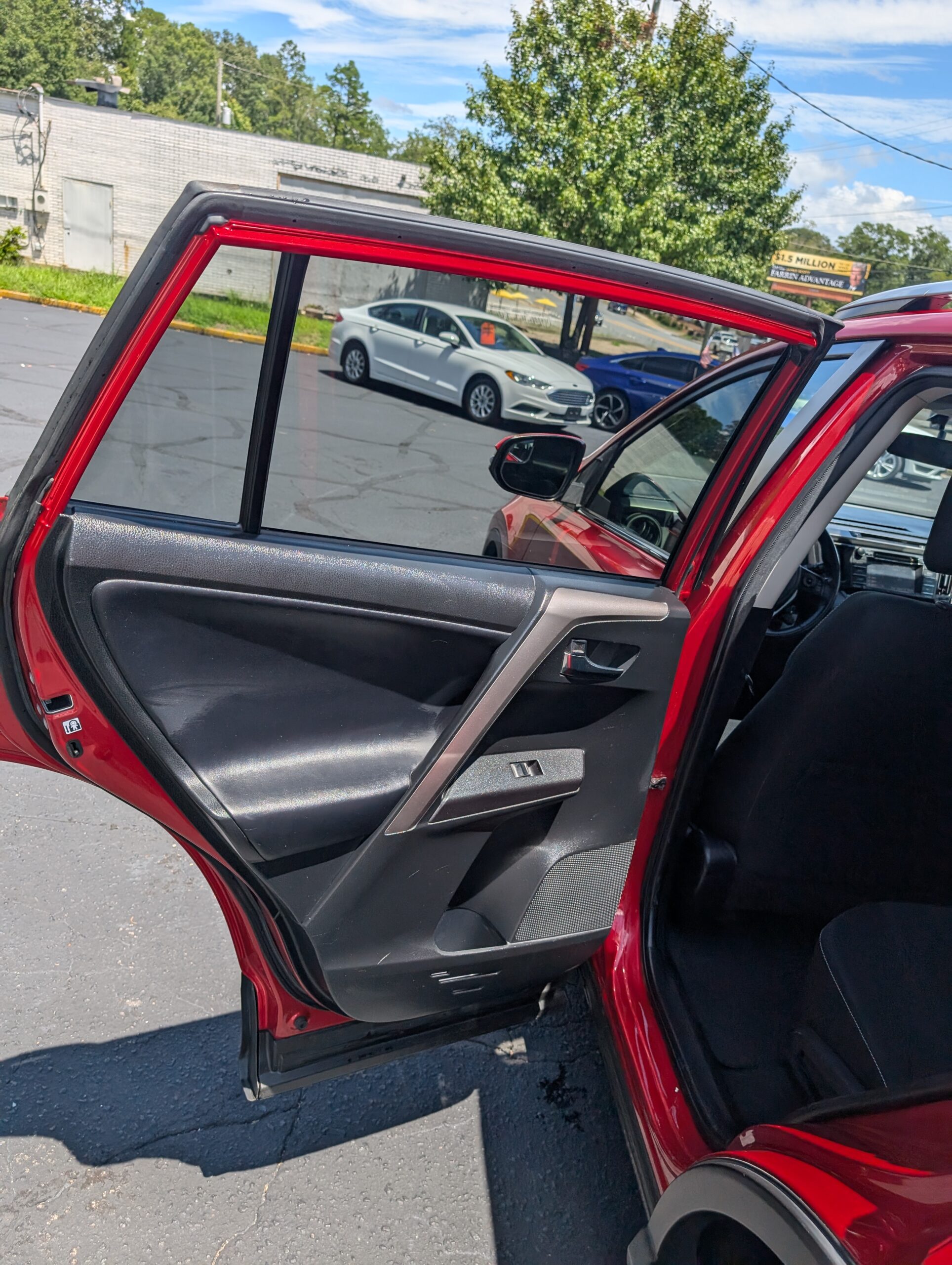 2016 Toyota RAV4 FWD 4dr XLE