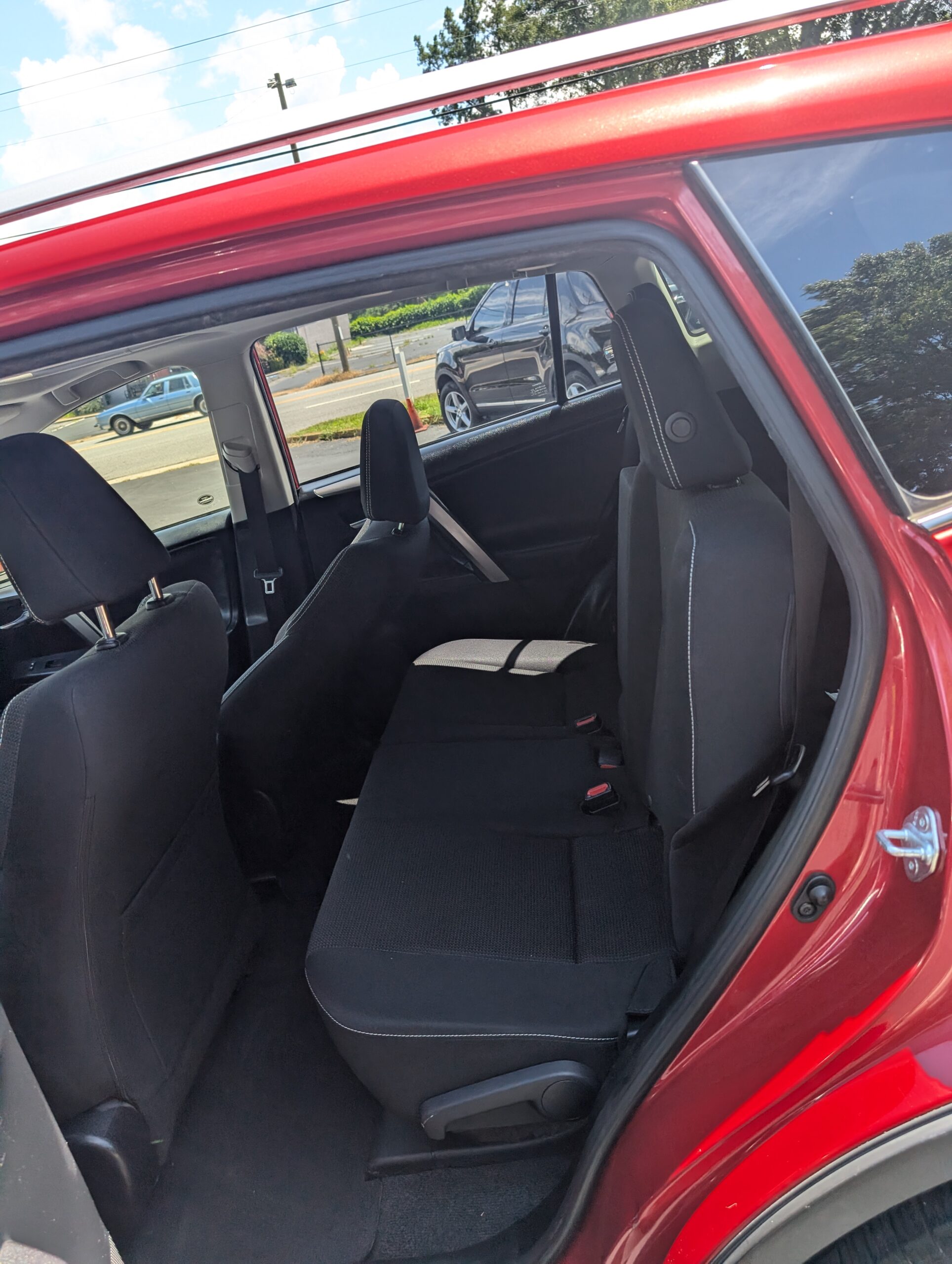 2016 Toyota RAV4 FWD 4dr XLE