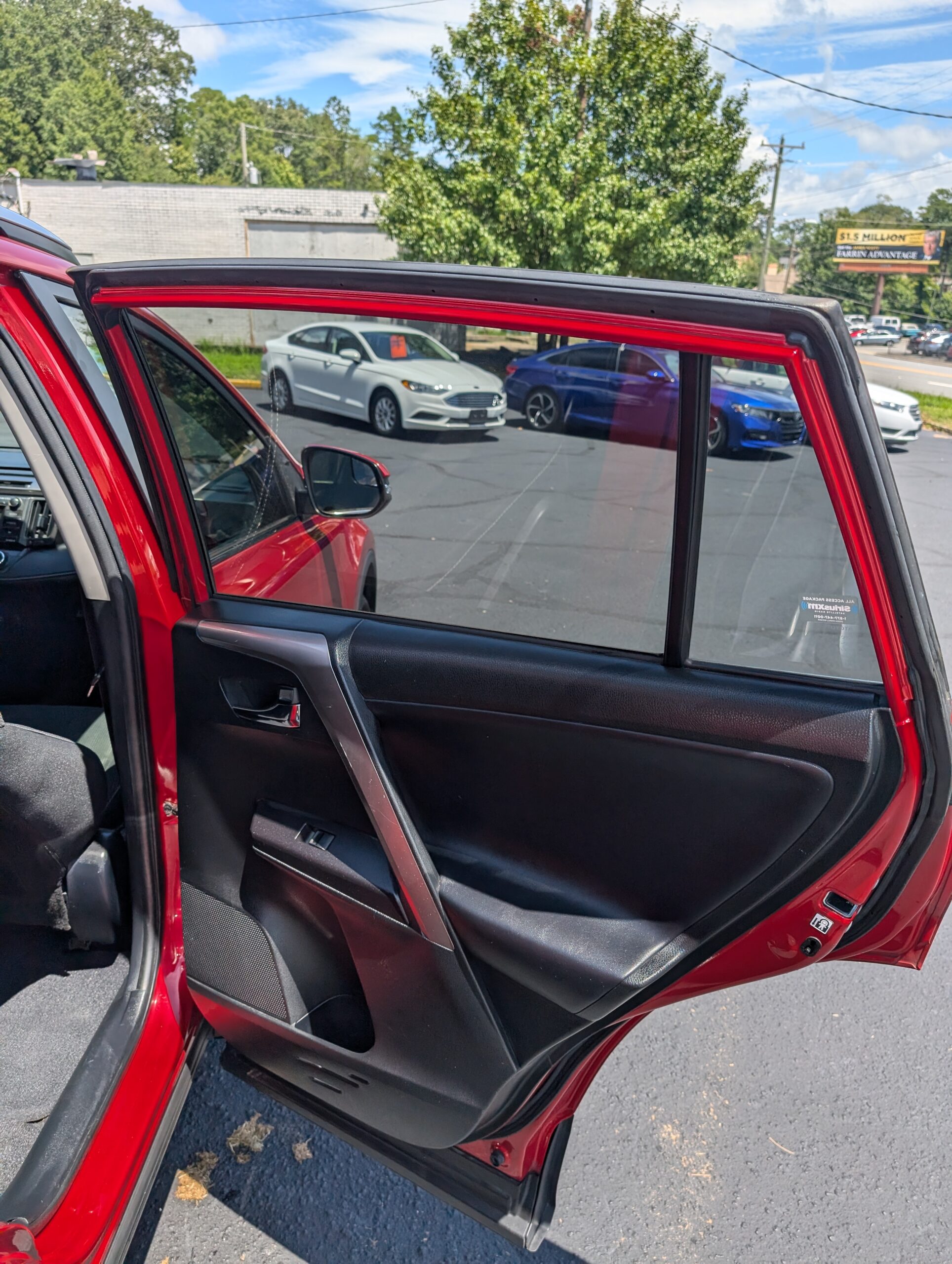 2016 Toyota RAV4 FWD 4dr XLE