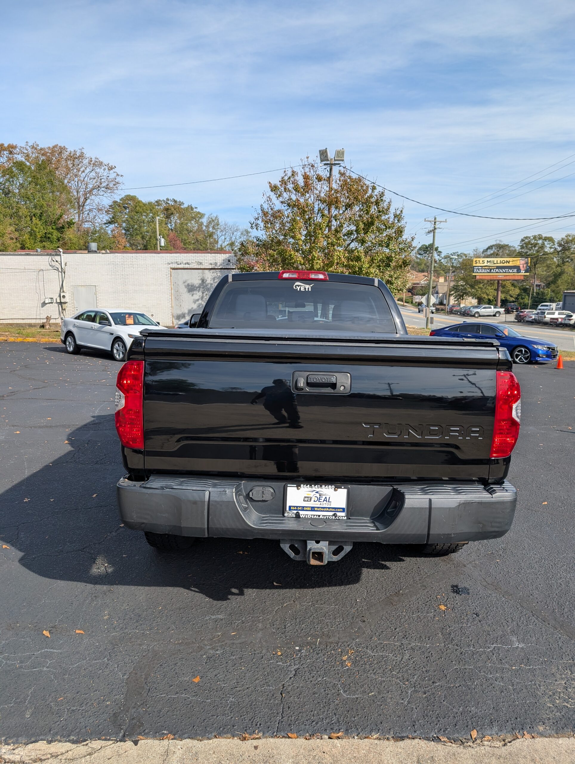 2017 Toyota Tundra 2WD SR Double Cab 6.5′ Bed 4.6L