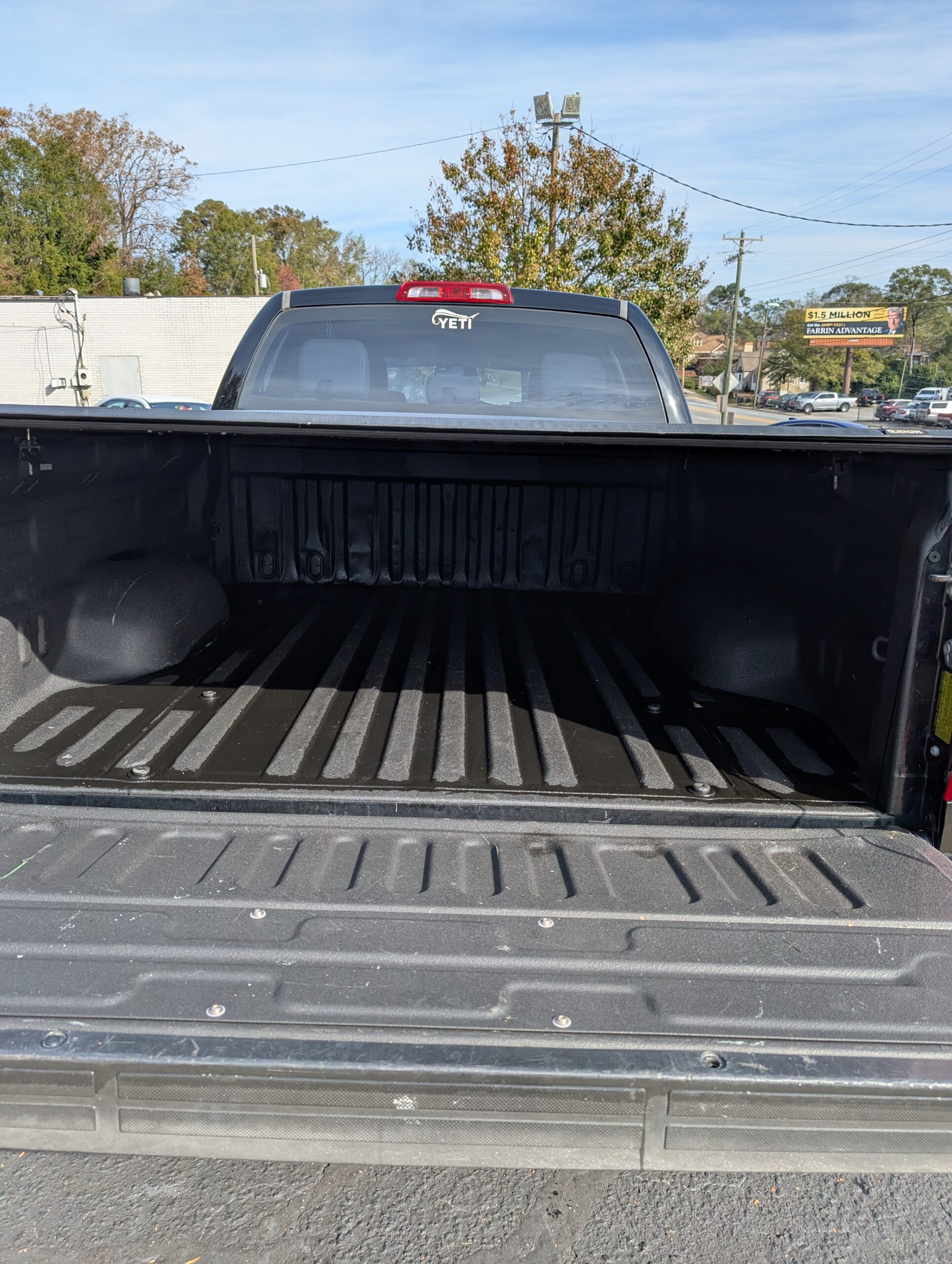 2017 Toyota Tundra 2WD SR Double Cab 6.5′ Bed 4.6L
