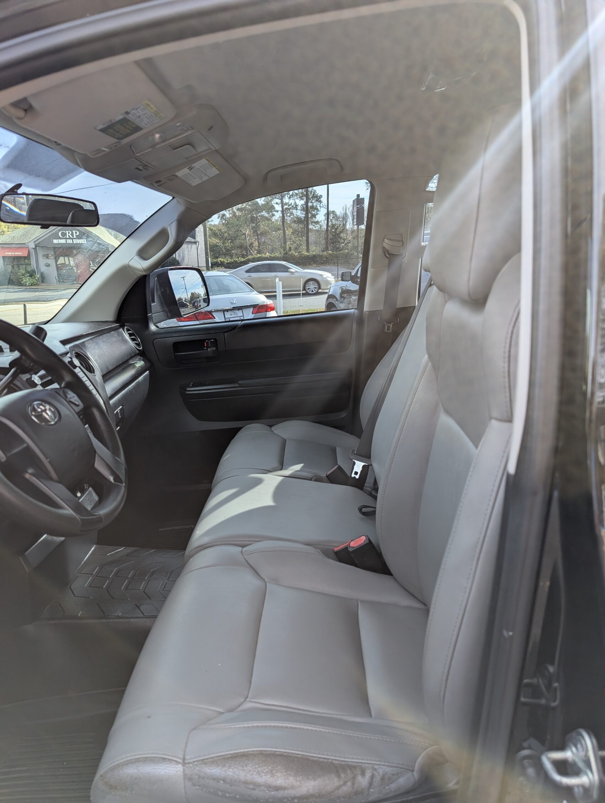 2017 Toyota Tundra 2WD SR Double Cab 6.5′ Bed 4.6L