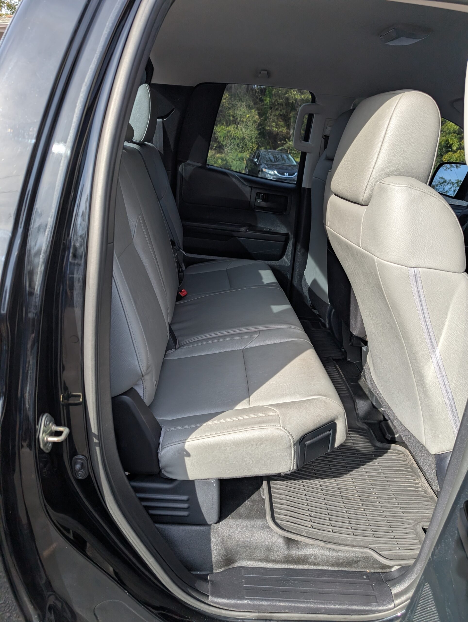 2017 Toyota Tundra 2WD SR Double Cab 6.5′ Bed 4.6L