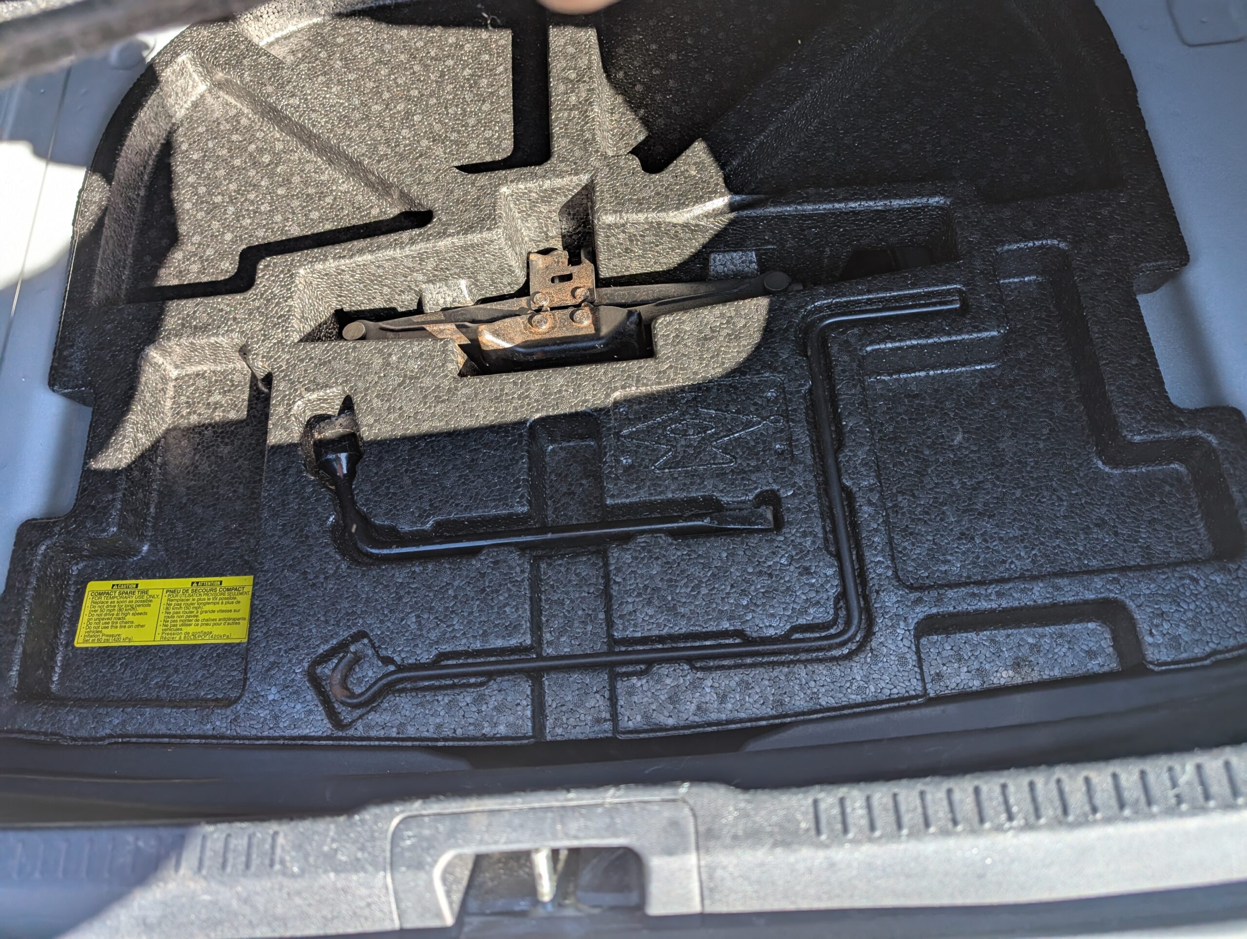 2012 Toyota Camry 4dr Sdn I4 Auto