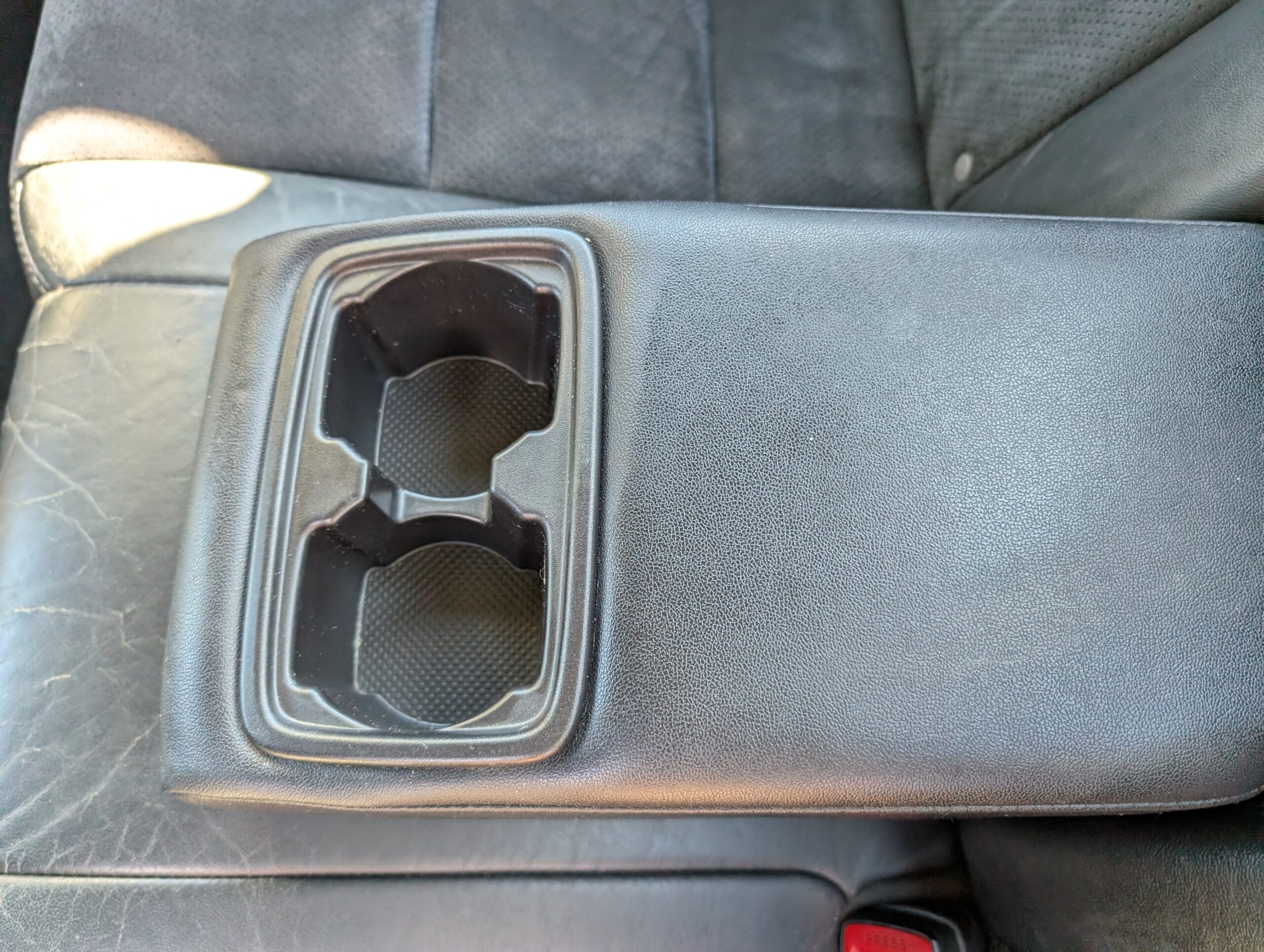 2012 Toyota Camry 4dr Sdn I4 Auto