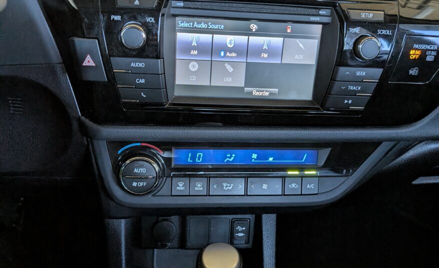 2015 Toyota Corolla 4dr Sdn Auto S