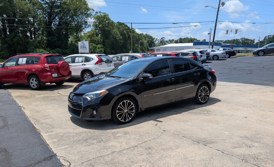 2015 Toyota Corolla 4dr Sdn Auto S