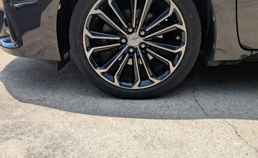 2015 Toyota Corolla 4dr Sdn Auto S
