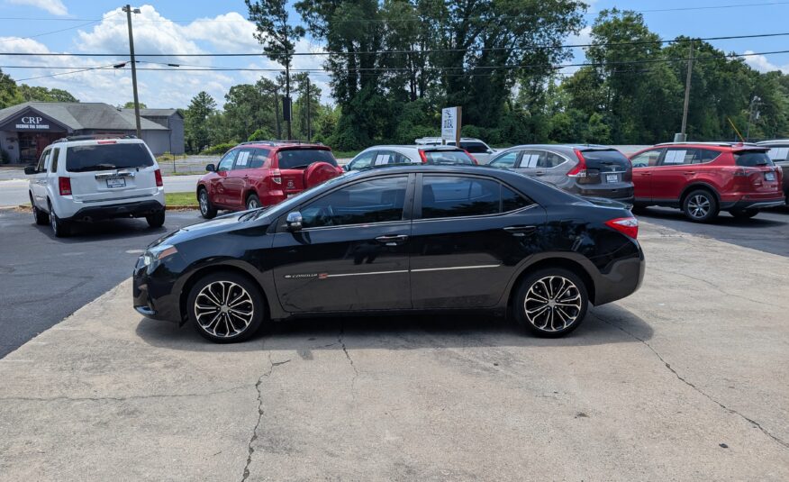 2015 Toyota Corolla 4dr Sdn Auto S