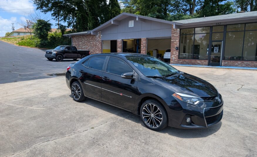 2015 Toyota Corolla 4dr Sdn Auto S