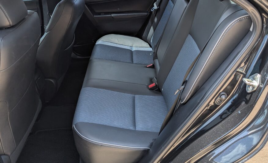 2015 Toyota Corolla 4dr Sdn Auto S