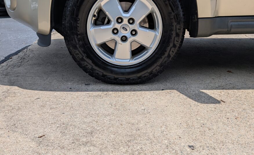 2012 Ford Escape 4WD 4dr XLT