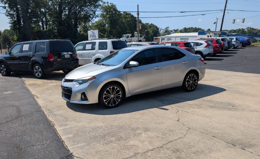 2014 Toyota Corolla 4dr Sdn CVT S
