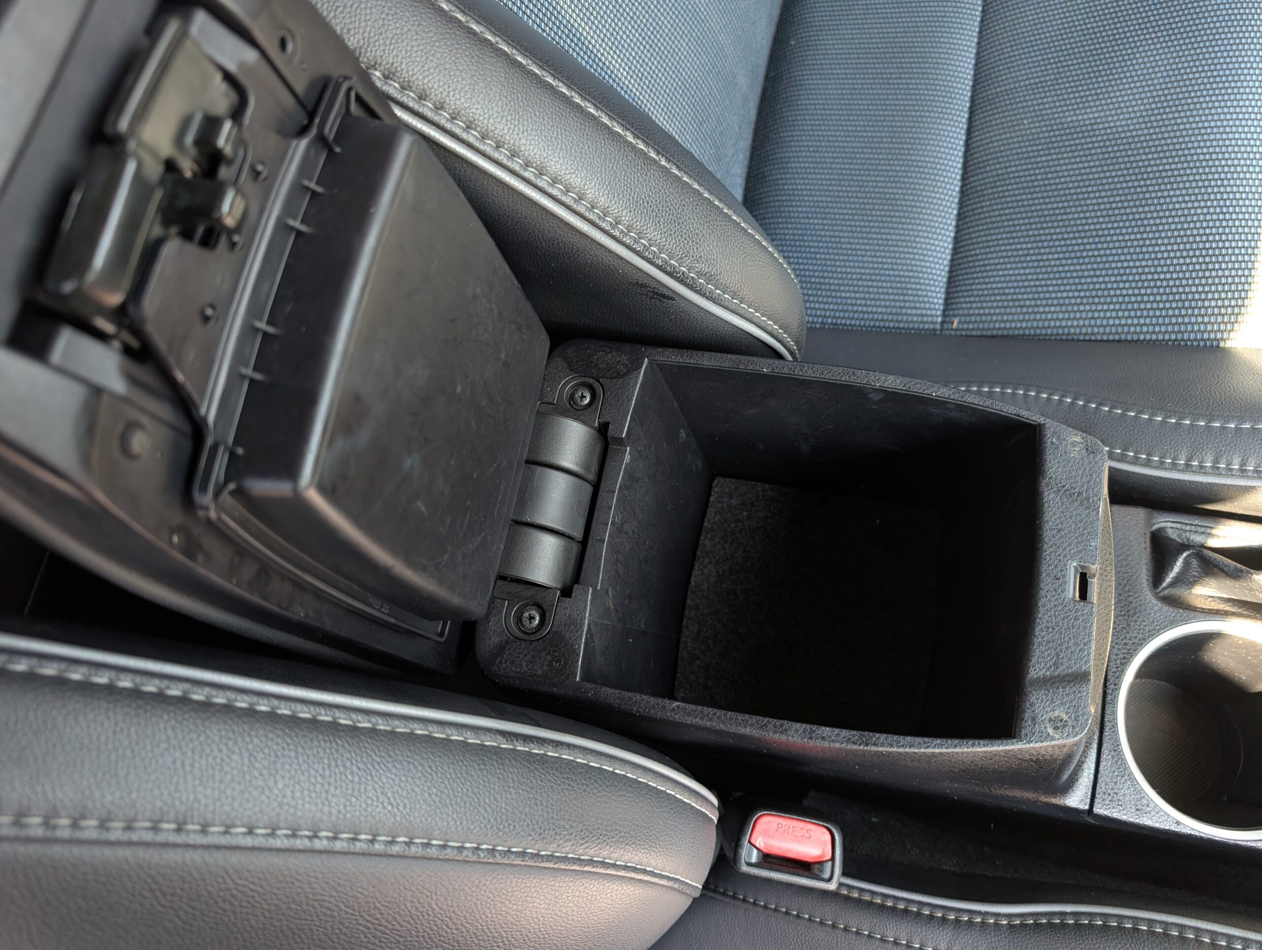 2014 Toyota Corolla 4dr Sdn CVT S