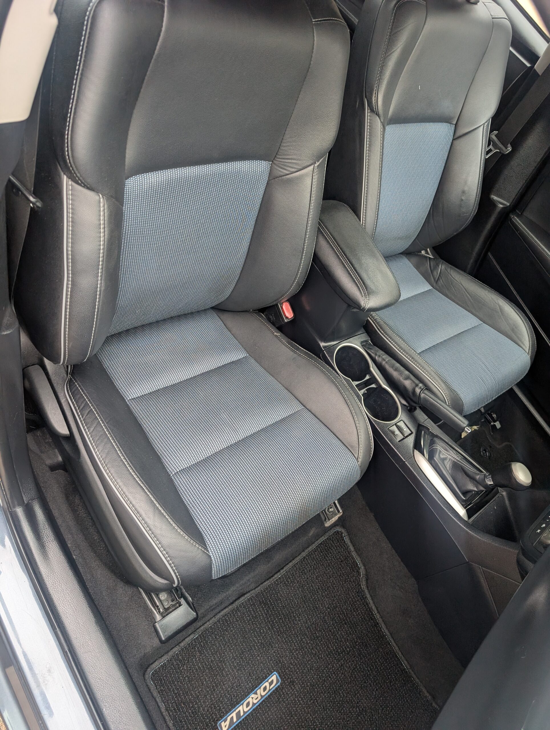 2016 Toyota Corolla 4dr Sdn Auto