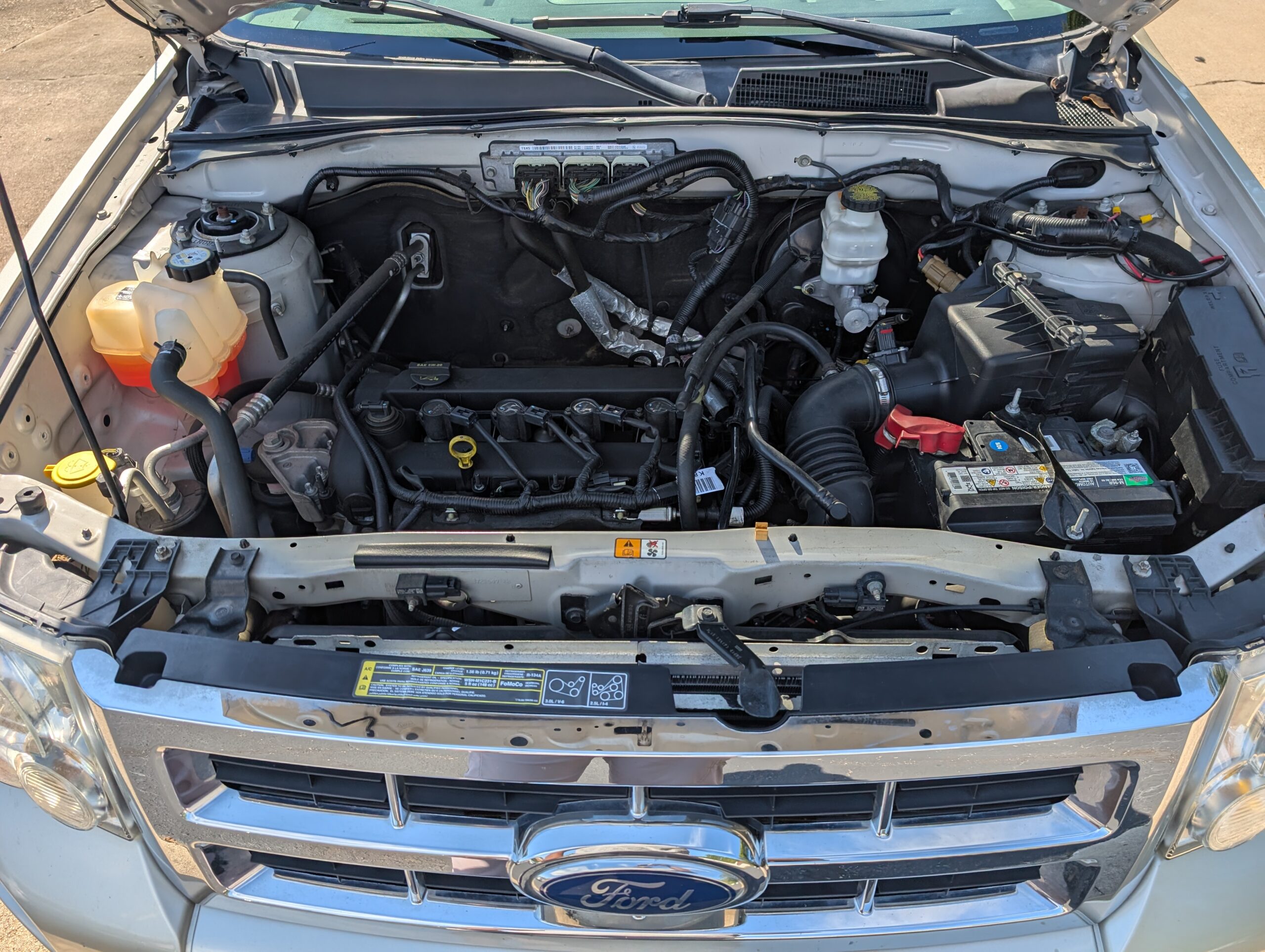 2011 Ford Escape FWD 4dr XLS