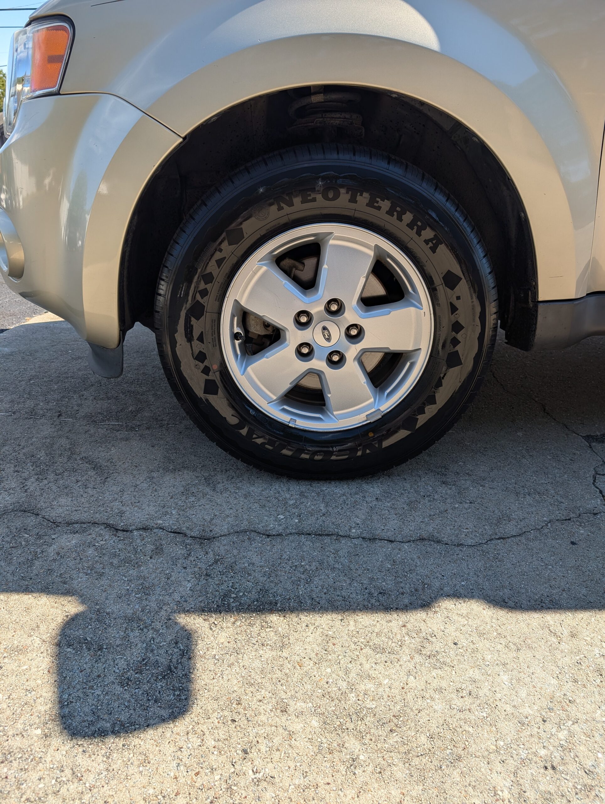 2011 Ford Escape FWD 4dr XLS