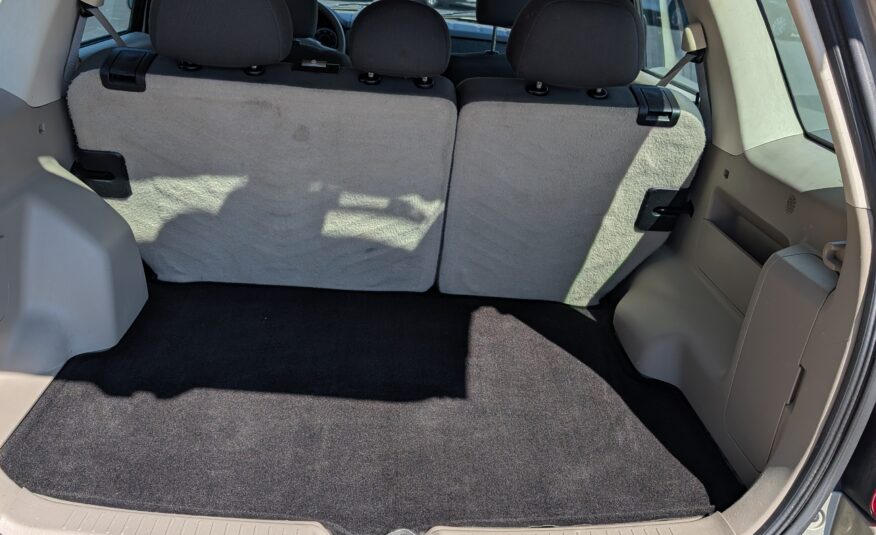 2011 Ford Escape FWD 4dr XLS