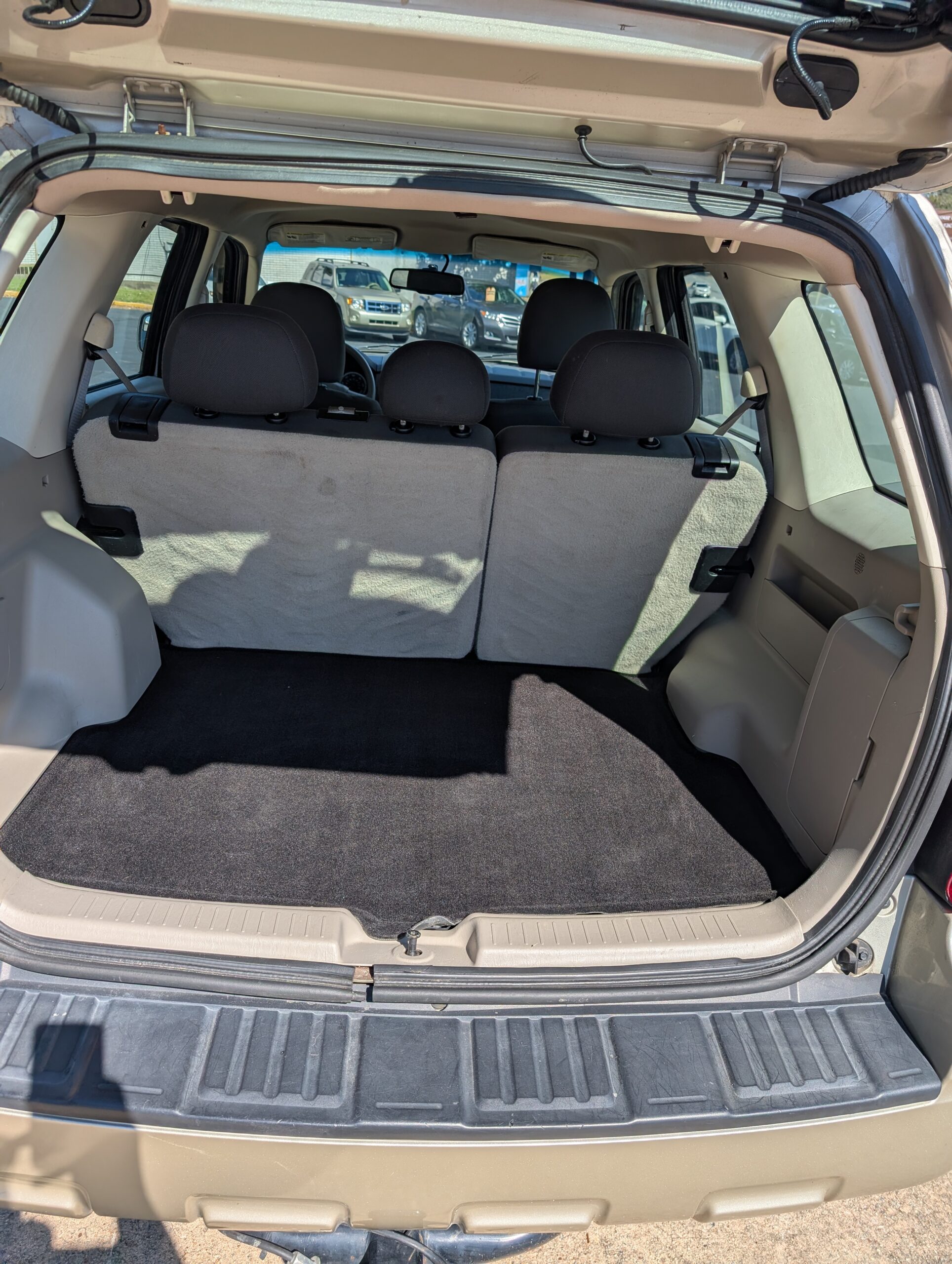 2011 Ford Escape FWD 4dr XLS