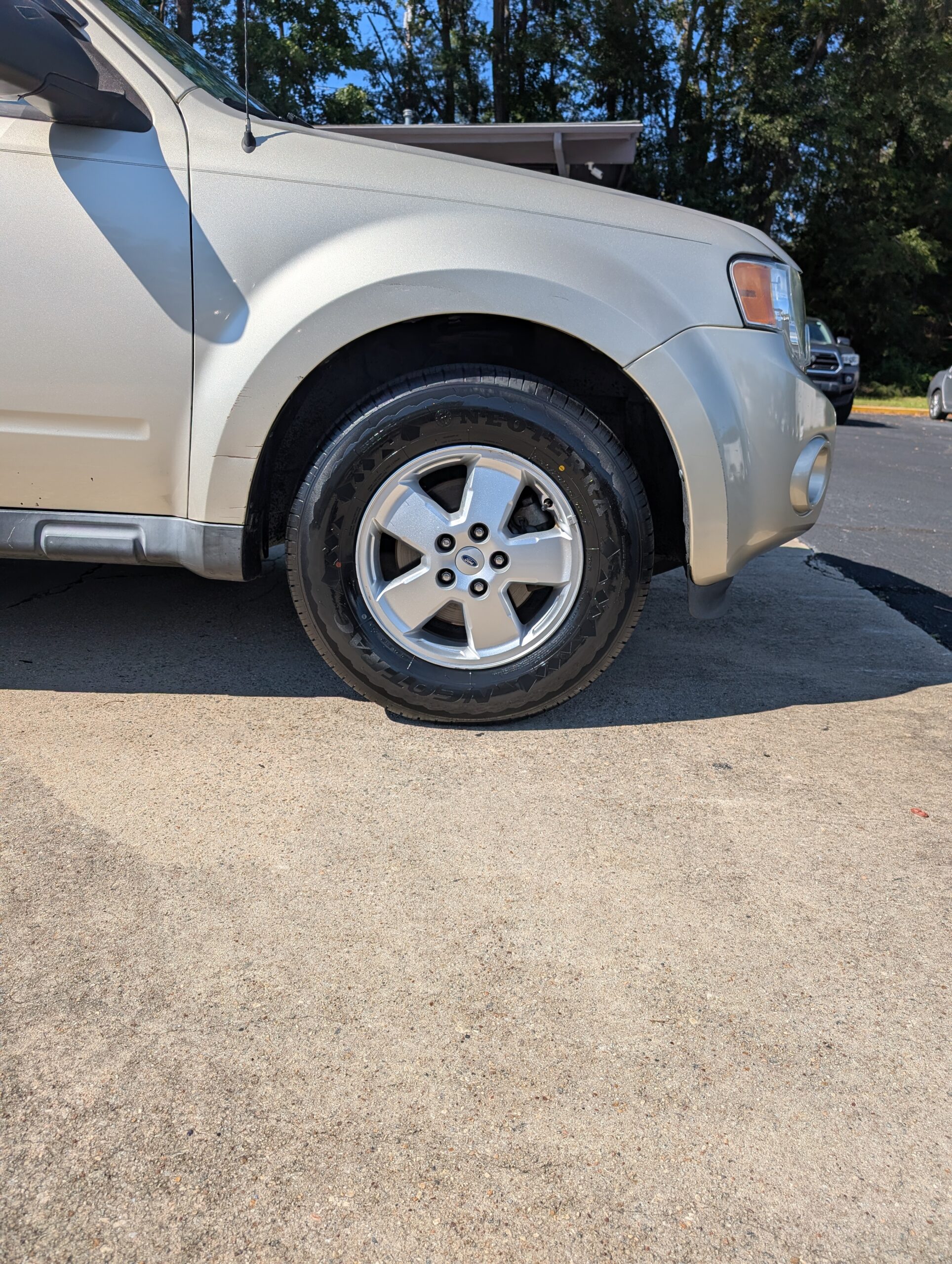 2011 Ford Escape FWD 4dr XLS