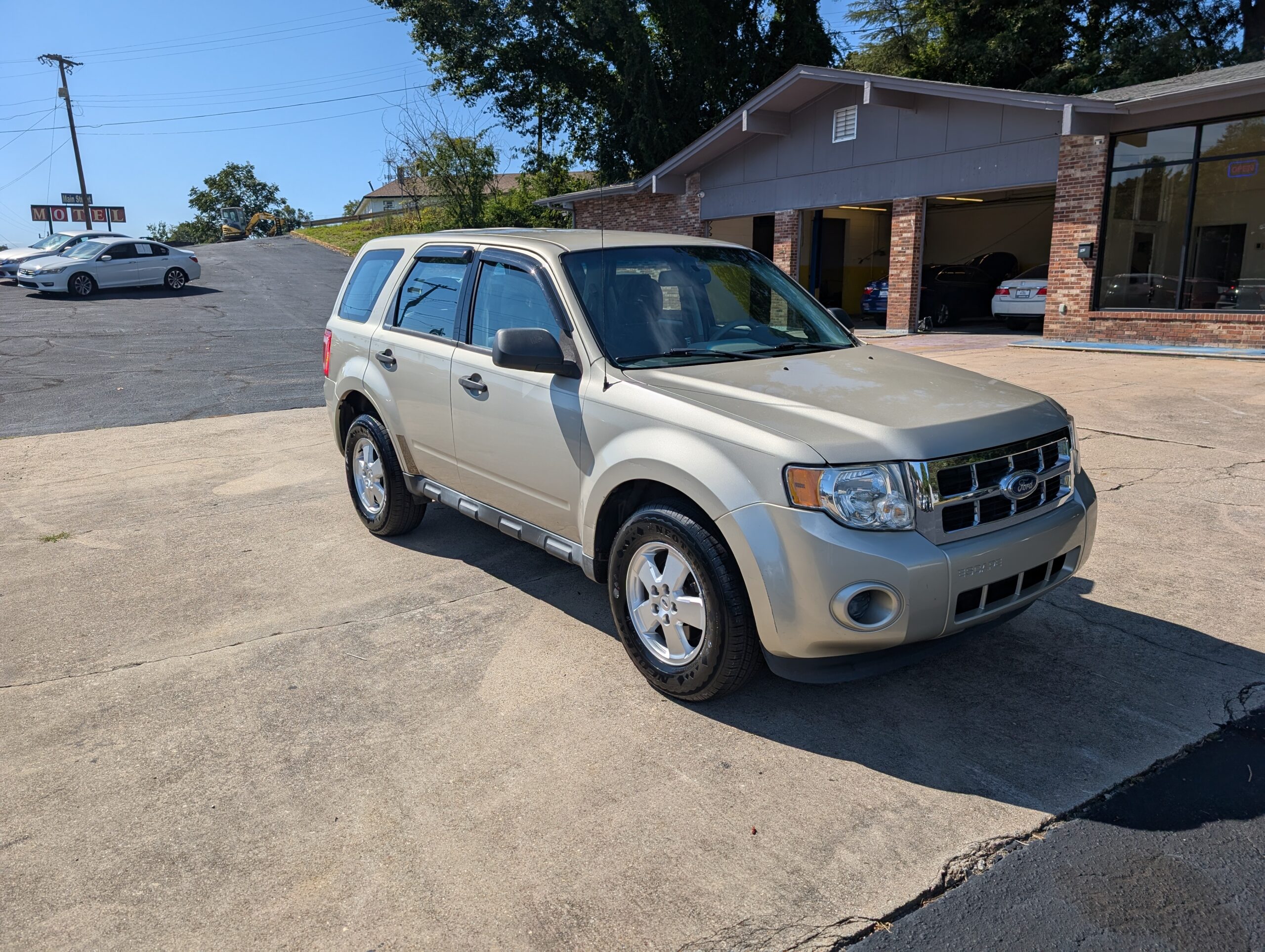 2011 Ford Escape FWD 4dr XLS
