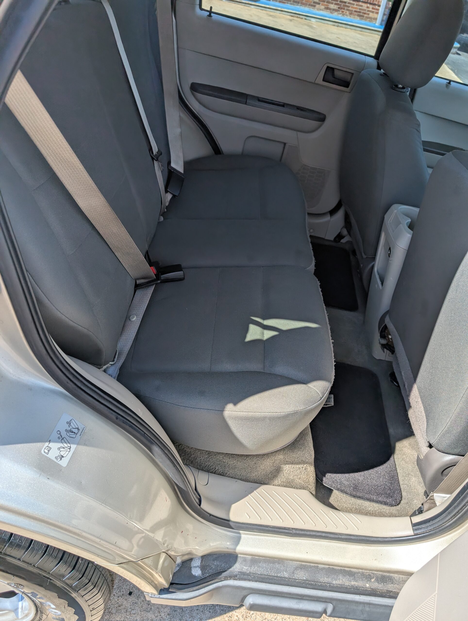 2011 Ford Escape FWD 4dr XLS