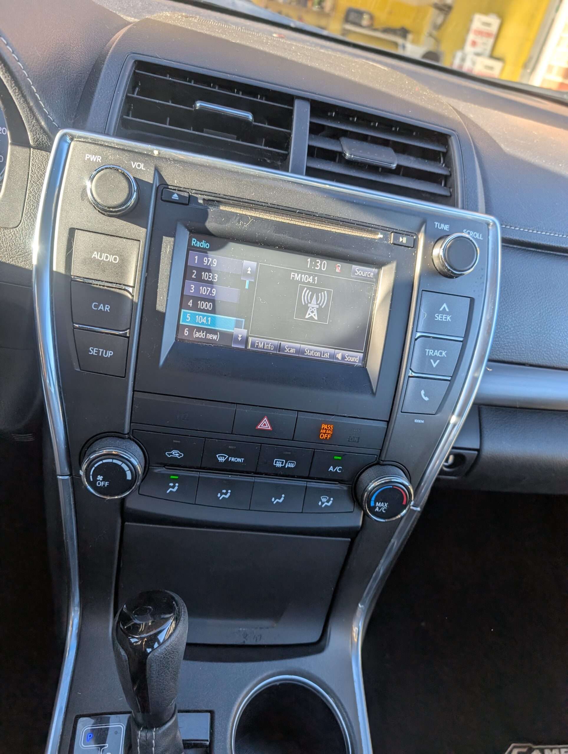 2017 Toyota Camry LE Auto