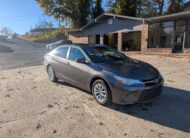 2017 Toyota Camry LE Auto