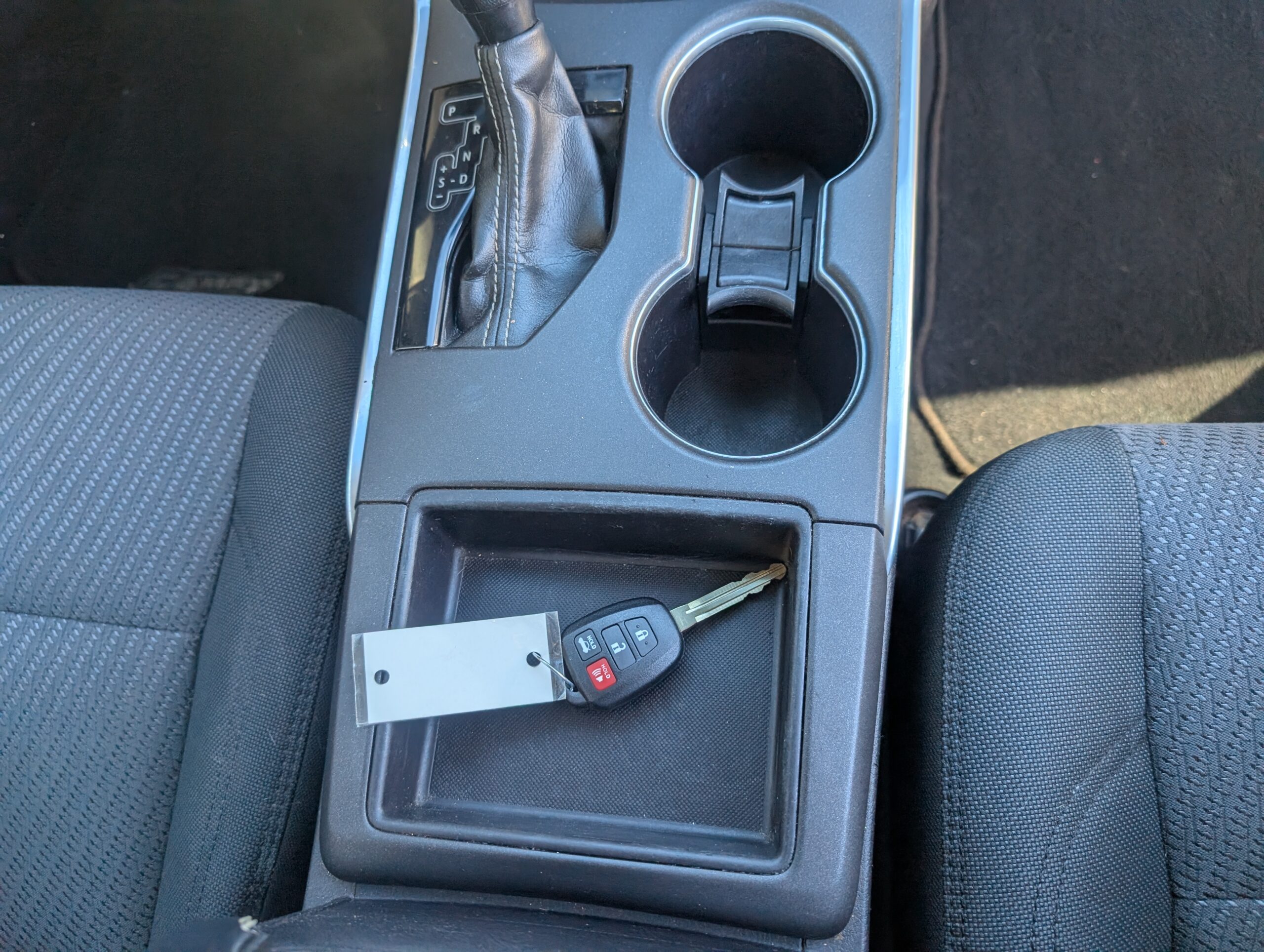 2017 Toyota Camry LE Auto