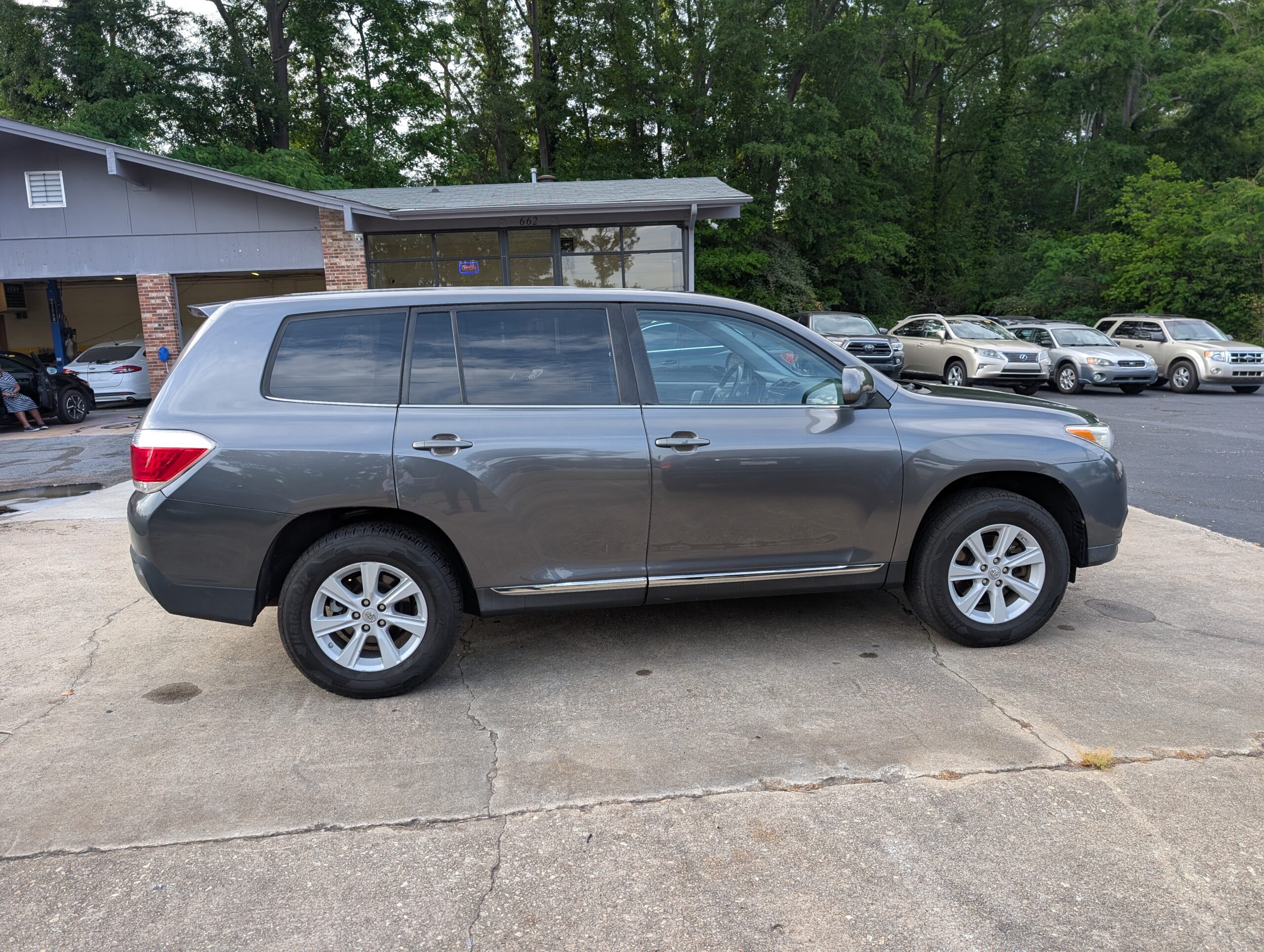 2013 Toyota Highlander FWD 4dr I4 (Natl)