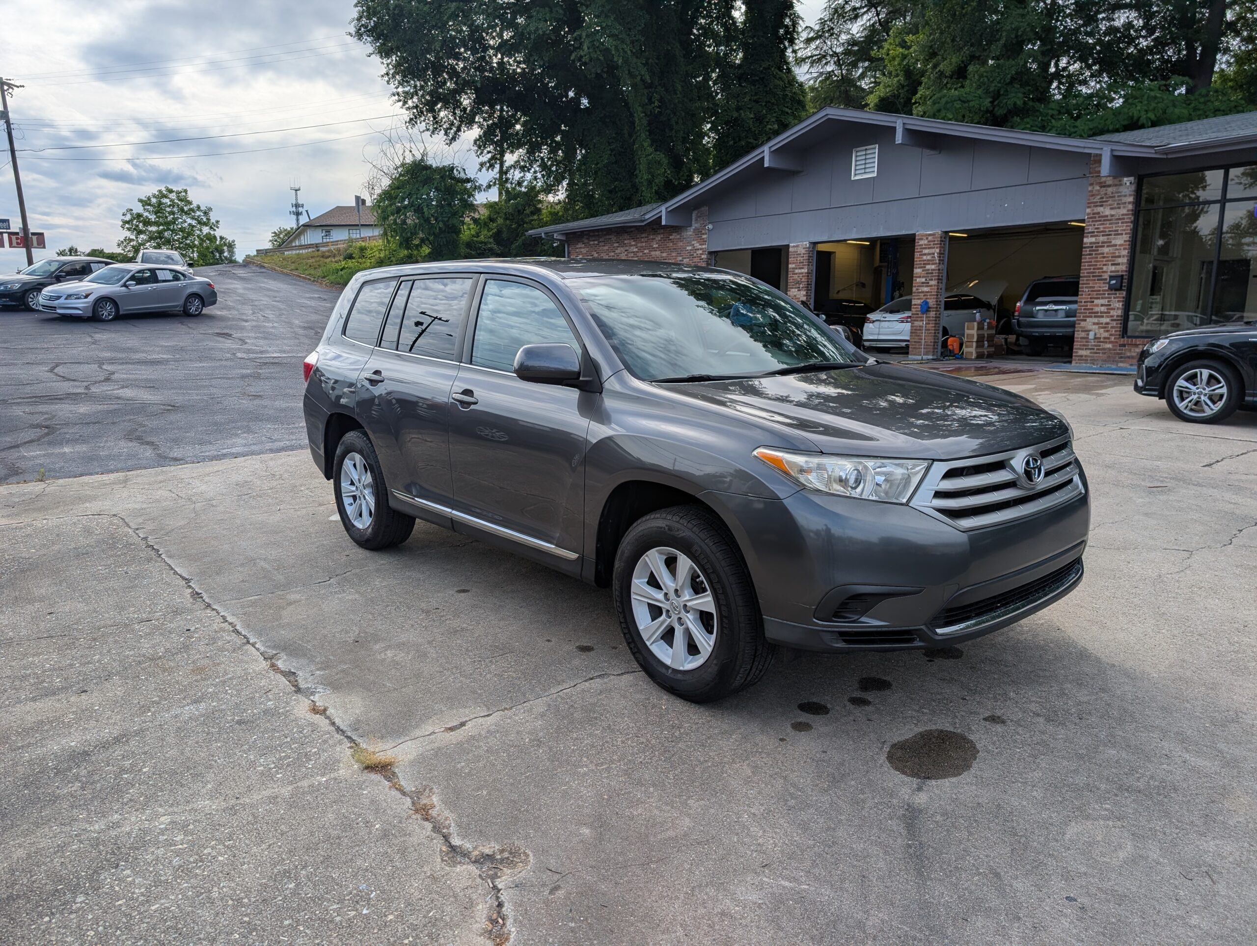 2013 Toyota Highlander FWD 4dr I4 (Natl)