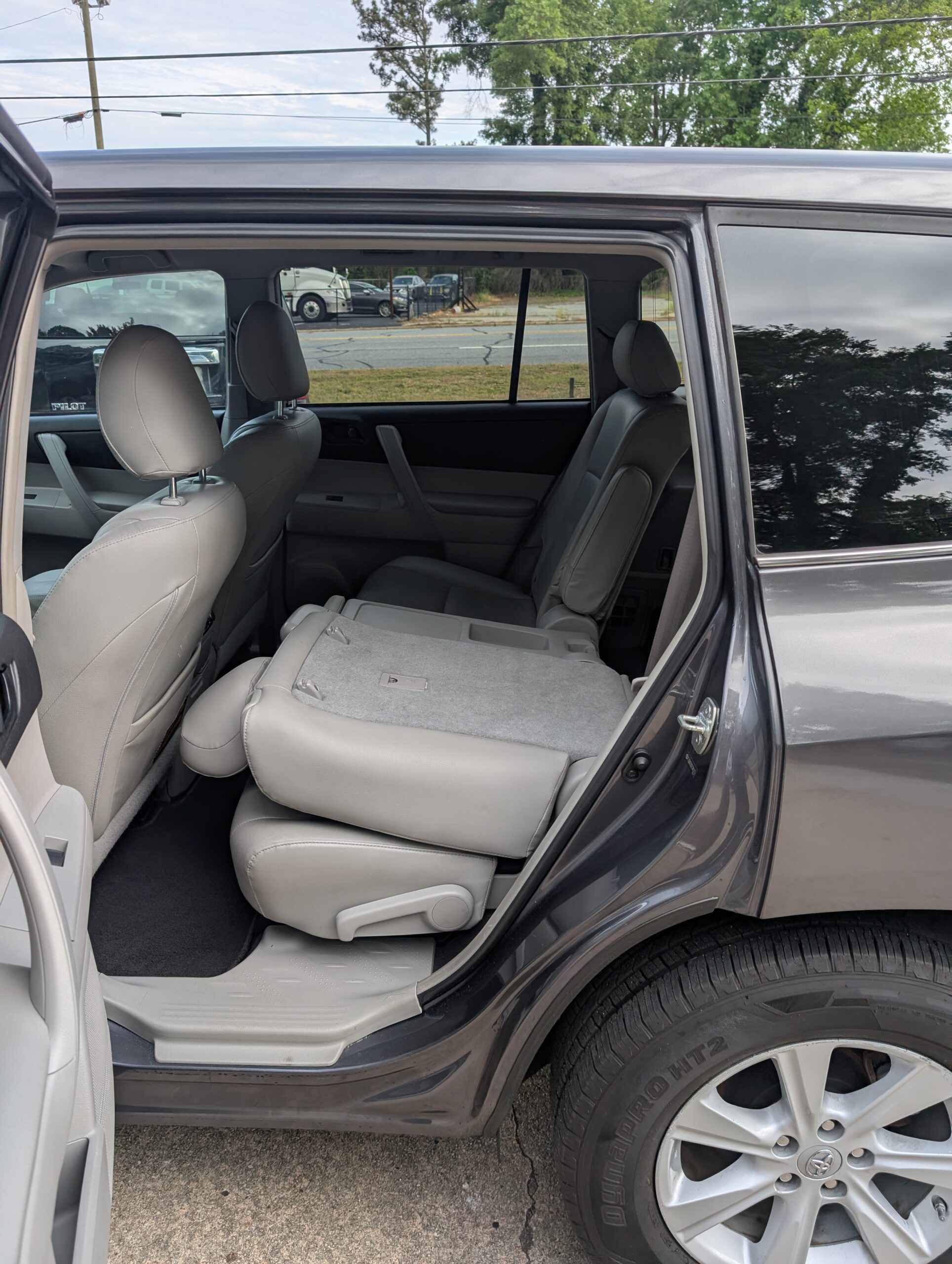 2013 Toyota Highlander FWD 4dr I4 (Natl)