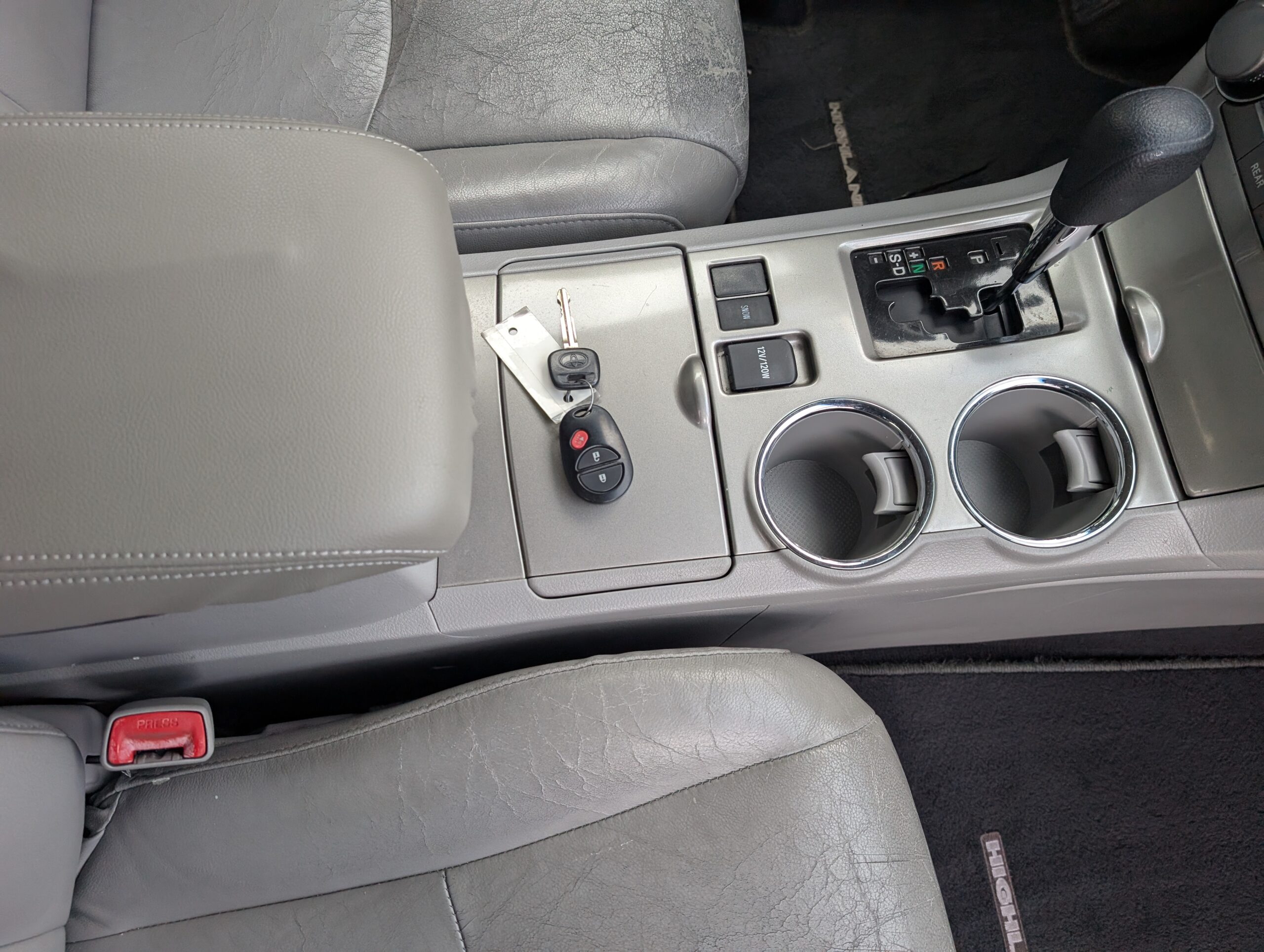 2013 Toyota Highlander FWD 4dr I4 (Natl)