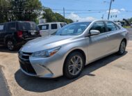 2017 Toyota Camry XLE Auto (Natl)