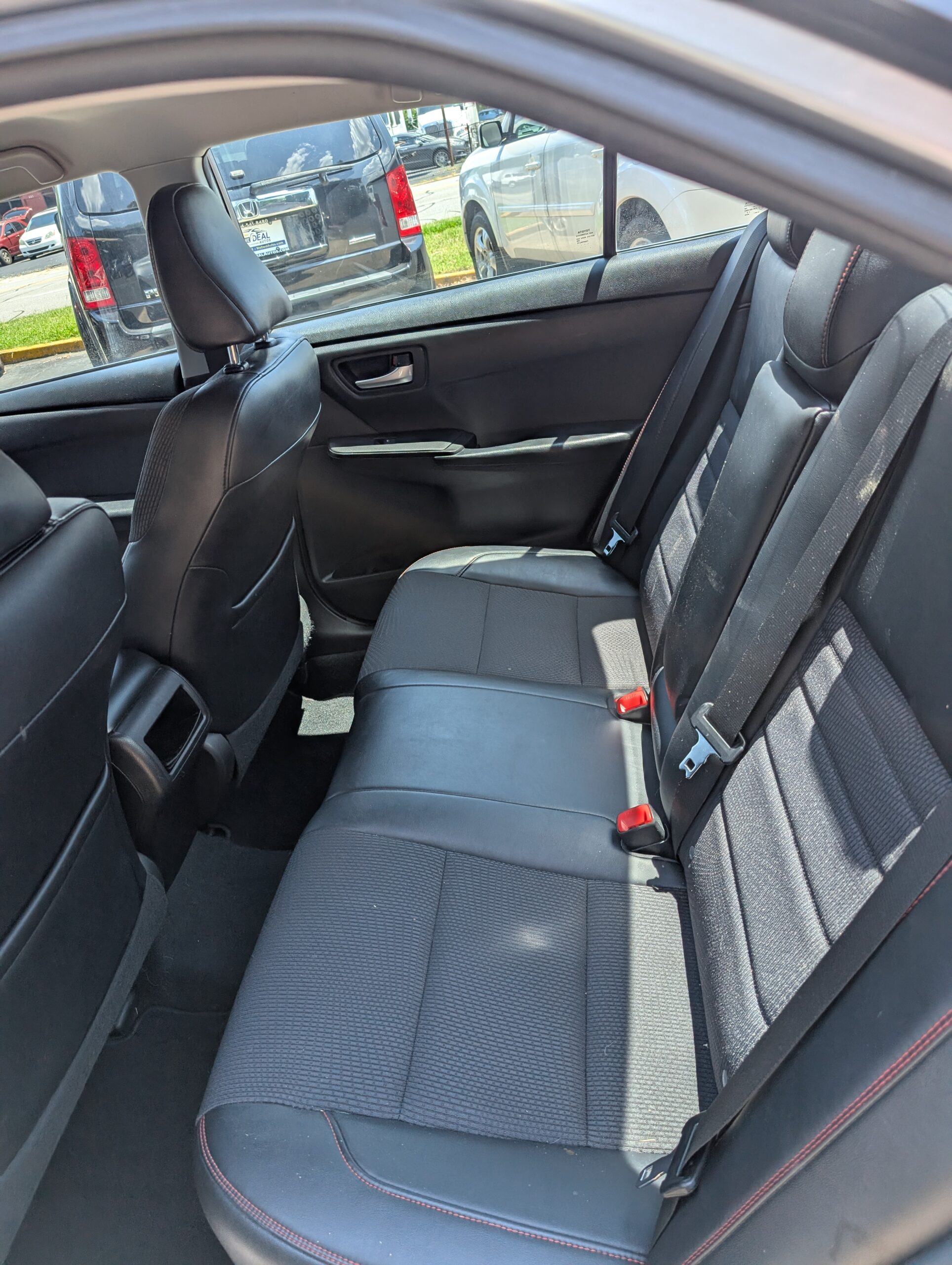 2017 Toyota Camry XLE Auto (Natl)