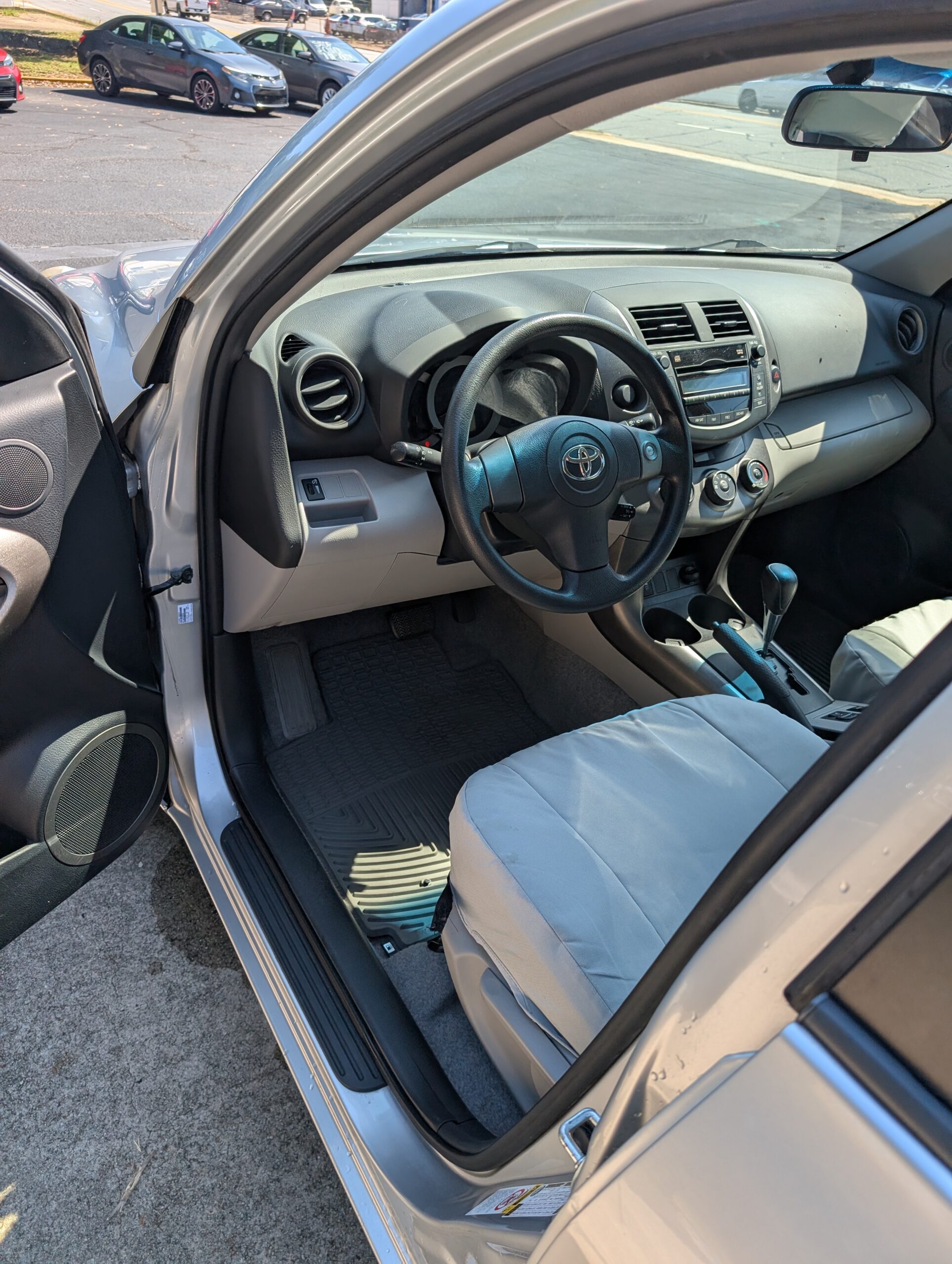 2010 Toyota RAV4 FWD 4dr 4-cyl 4-Spd AT