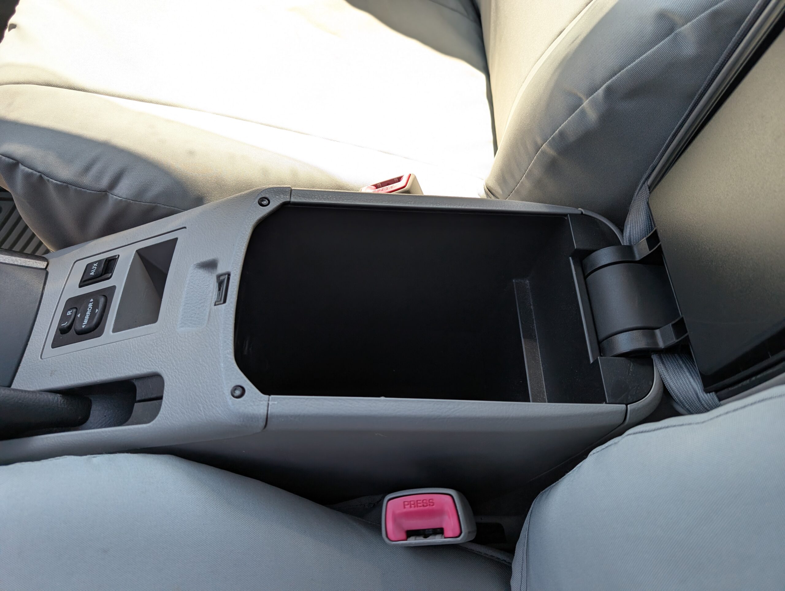2010 Toyota RAV4 FWD 4dr 4-cyl 4-Spd AT