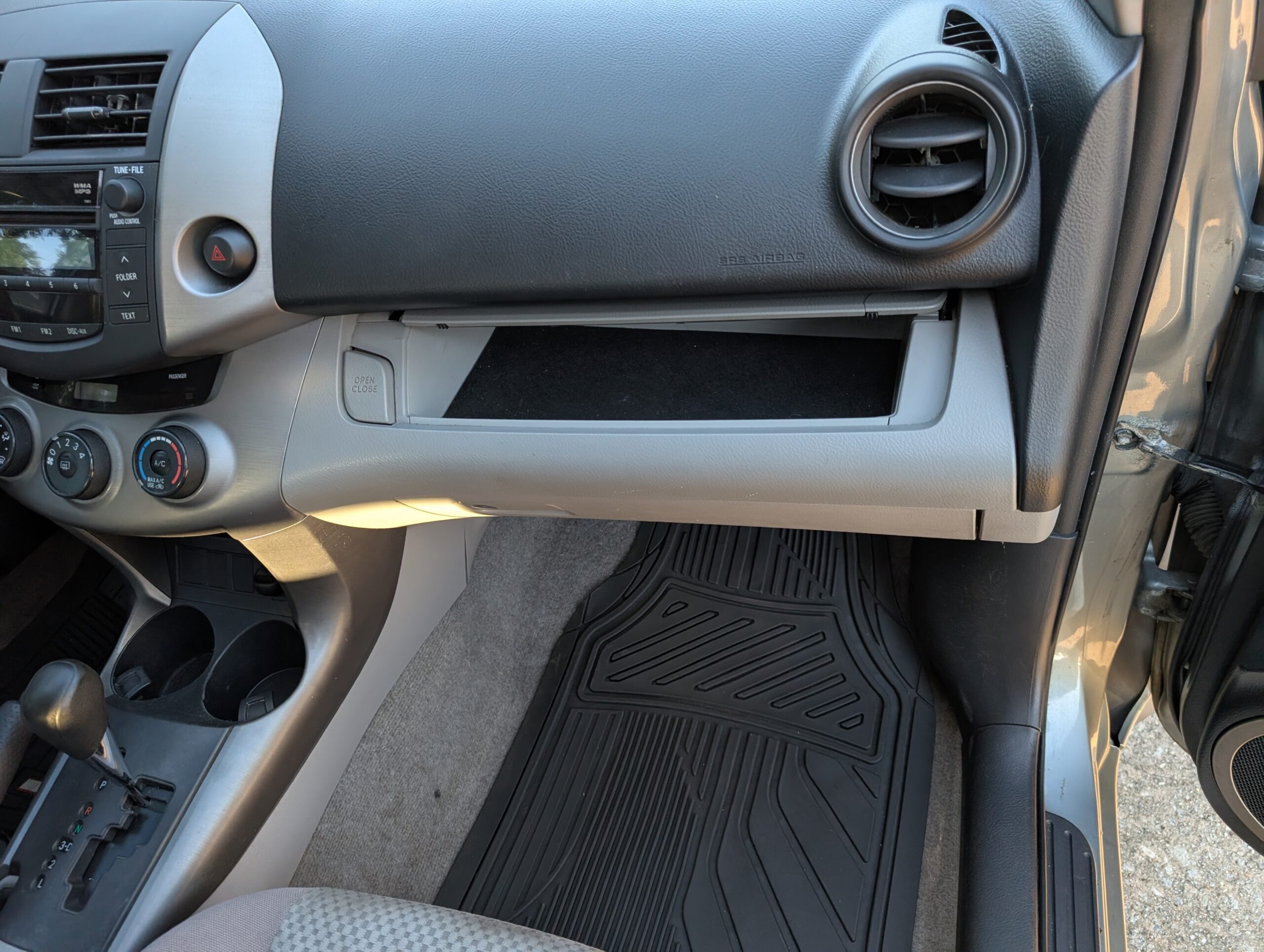 2008 Toyota RAV4 FWD 4dr 4-cyl 4-Spd AT (Natl)