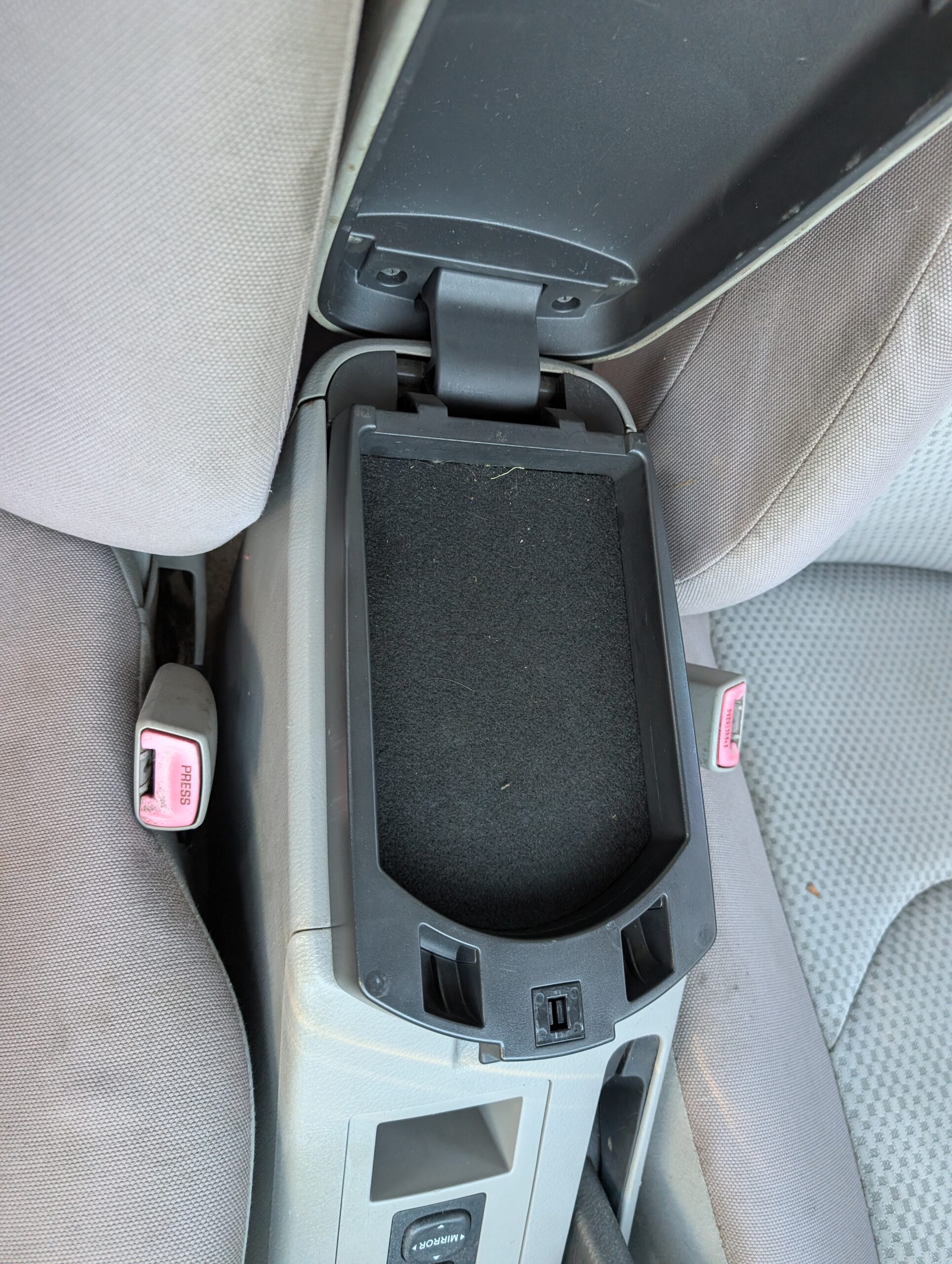 2008 Toyota RAV4 FWD 4dr 4-cyl 4-Spd AT (Natl)