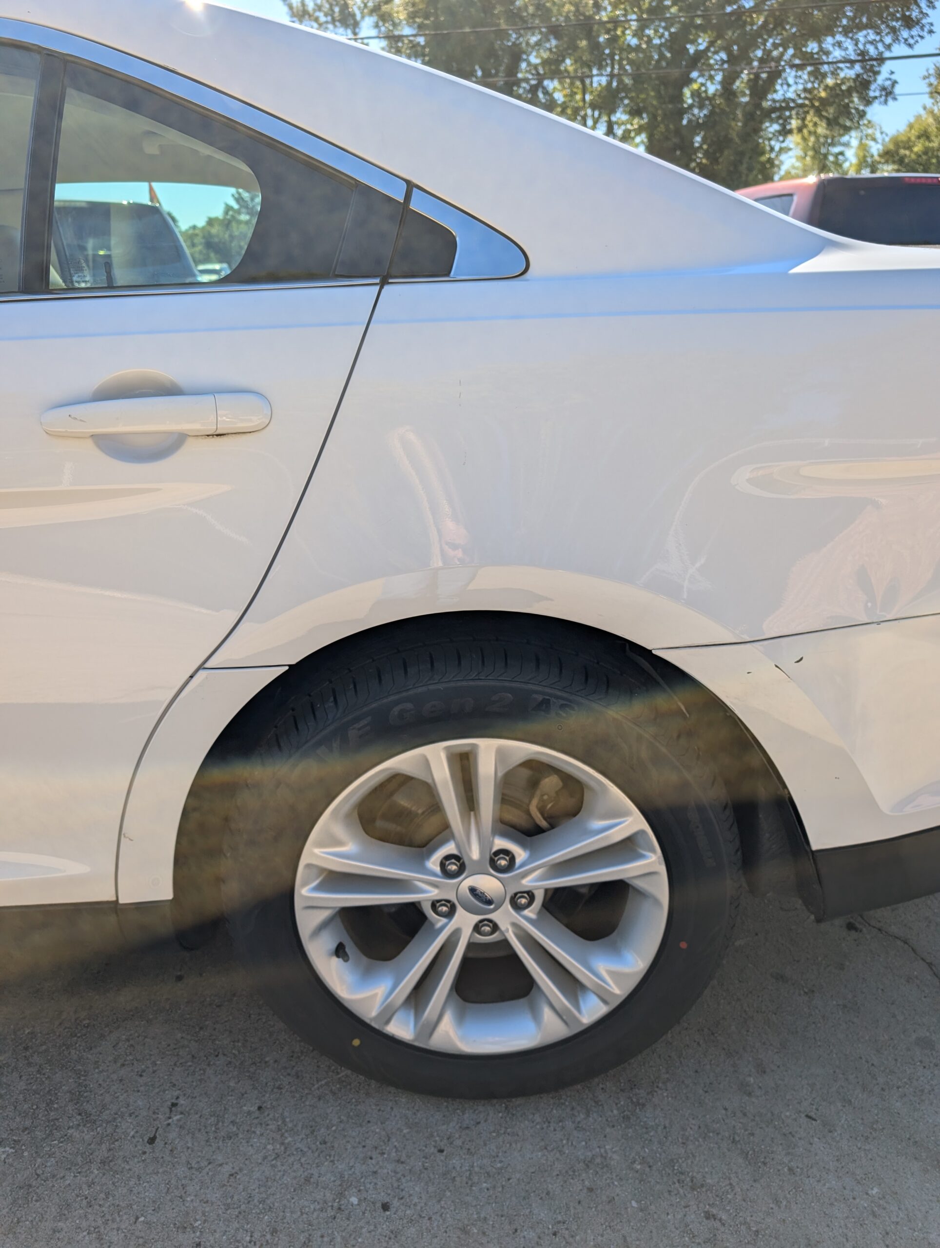 2018 Ford Taurus SE FWD