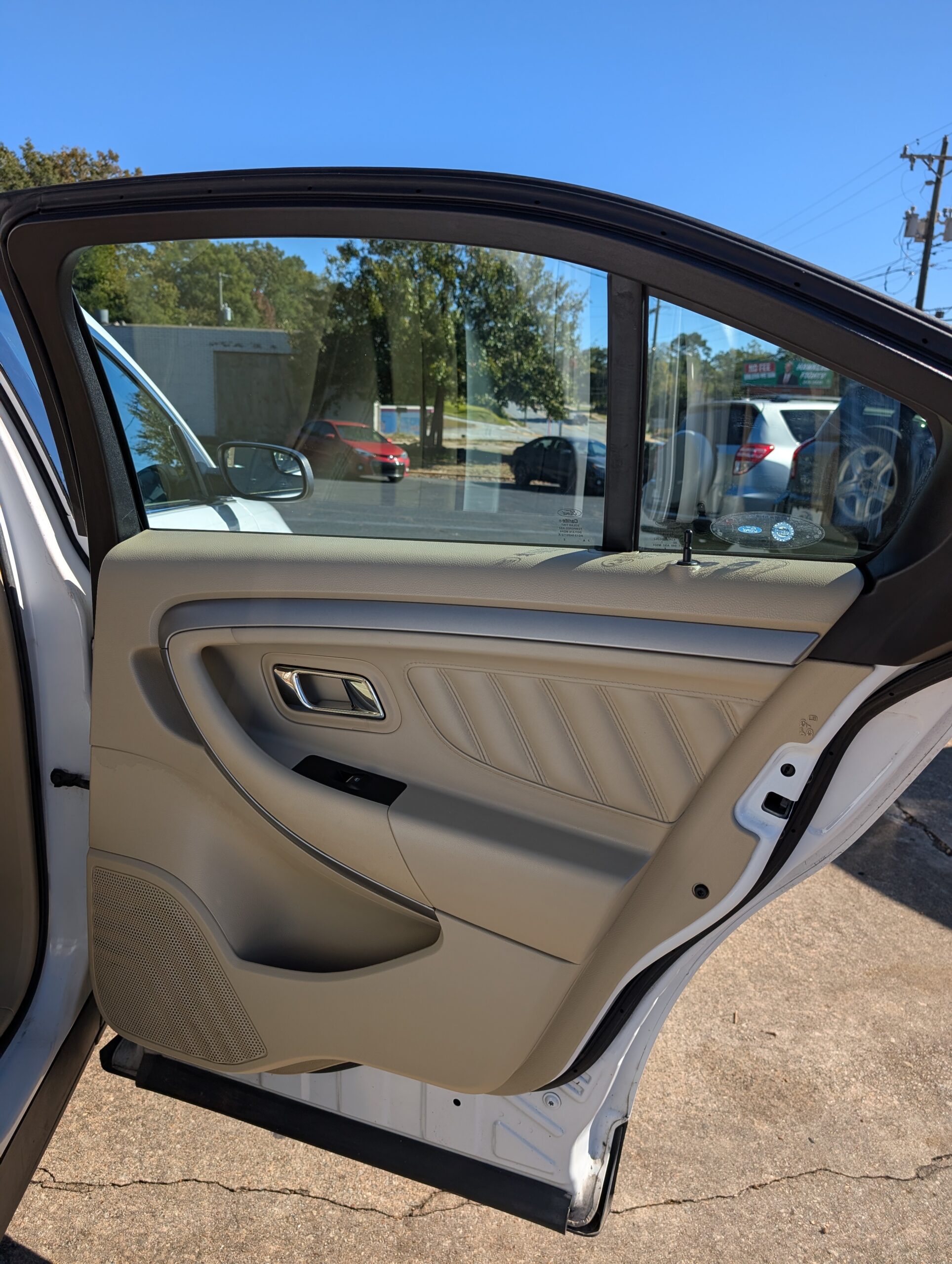 2018 Ford Taurus SE FWD