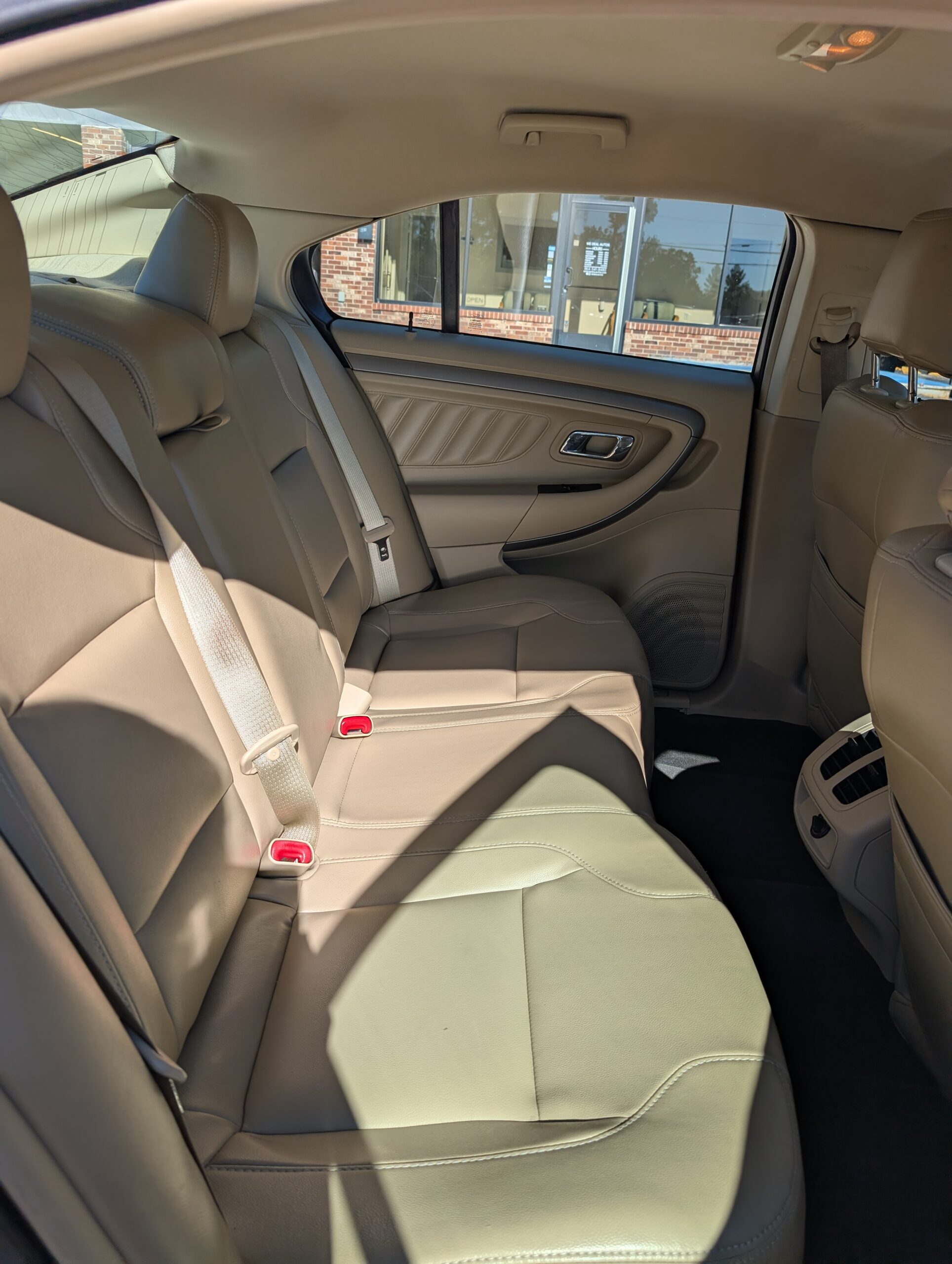 2018 Ford Taurus SE FWD
