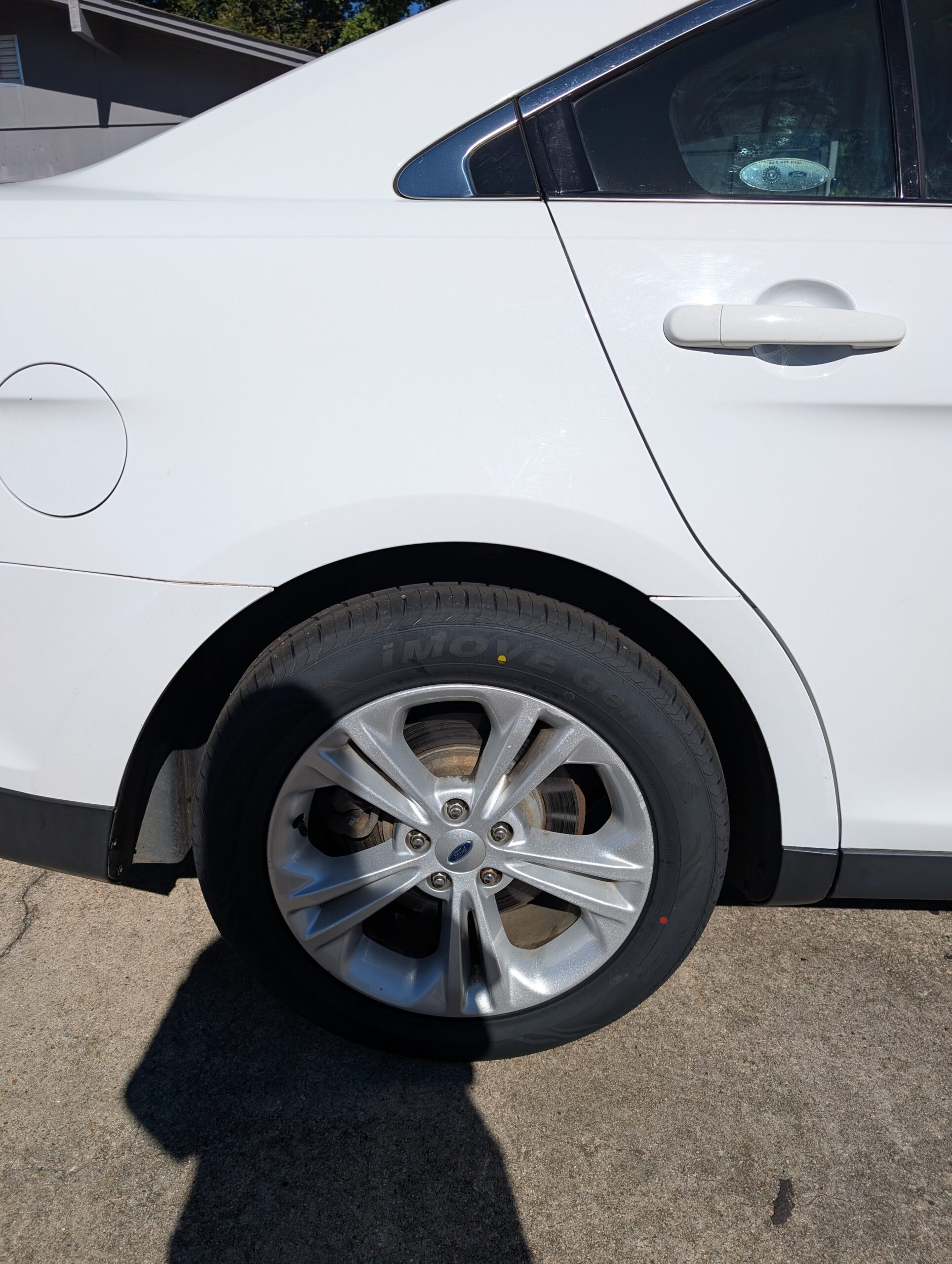2018 Ford Taurus SE FWD